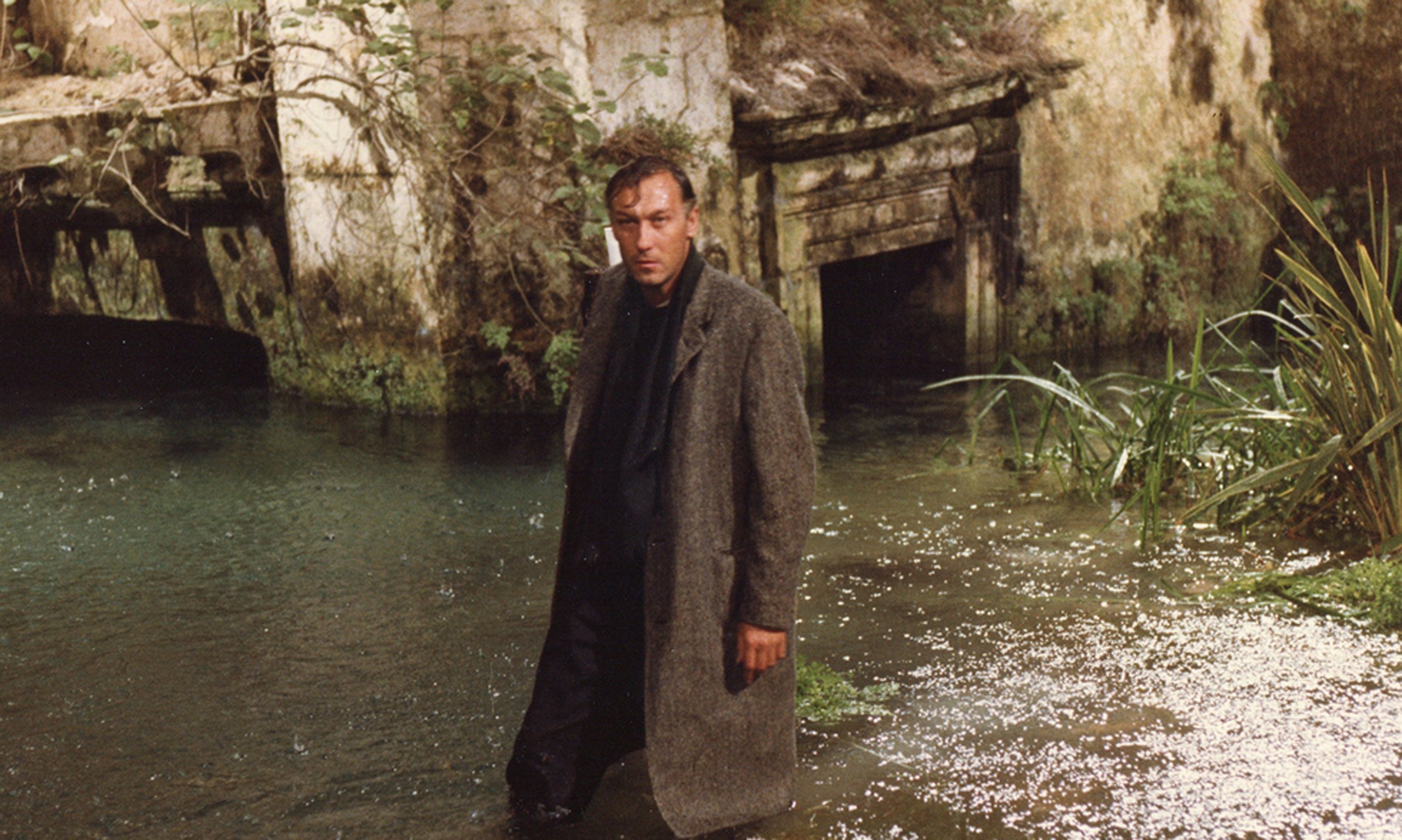 Through the Narrow Gate: On the Poetics of Returning in Nostalghia