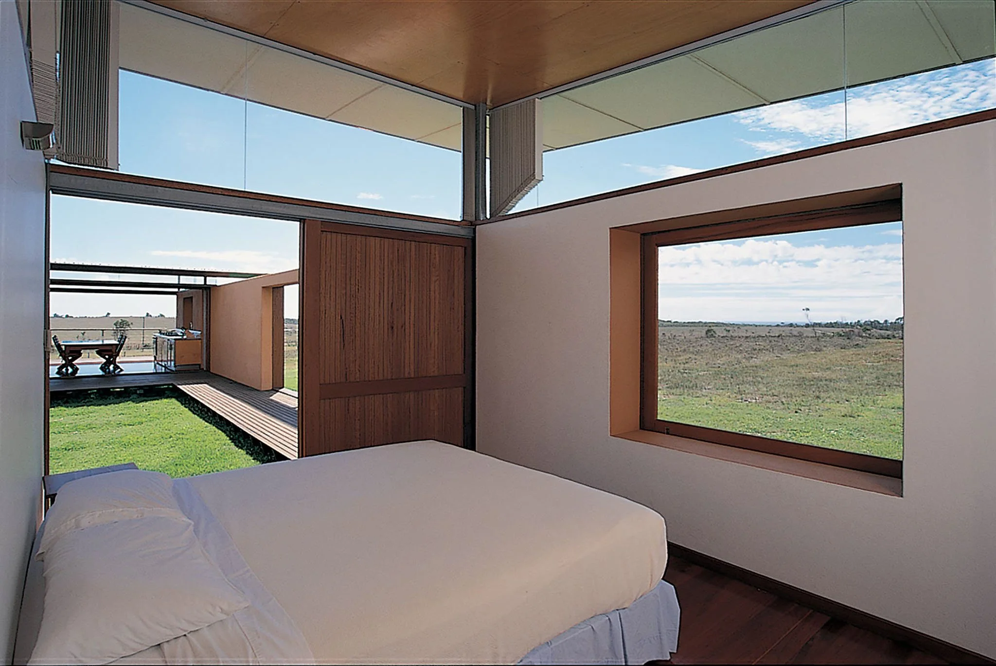 Toumbaal Plains House 06.jpg