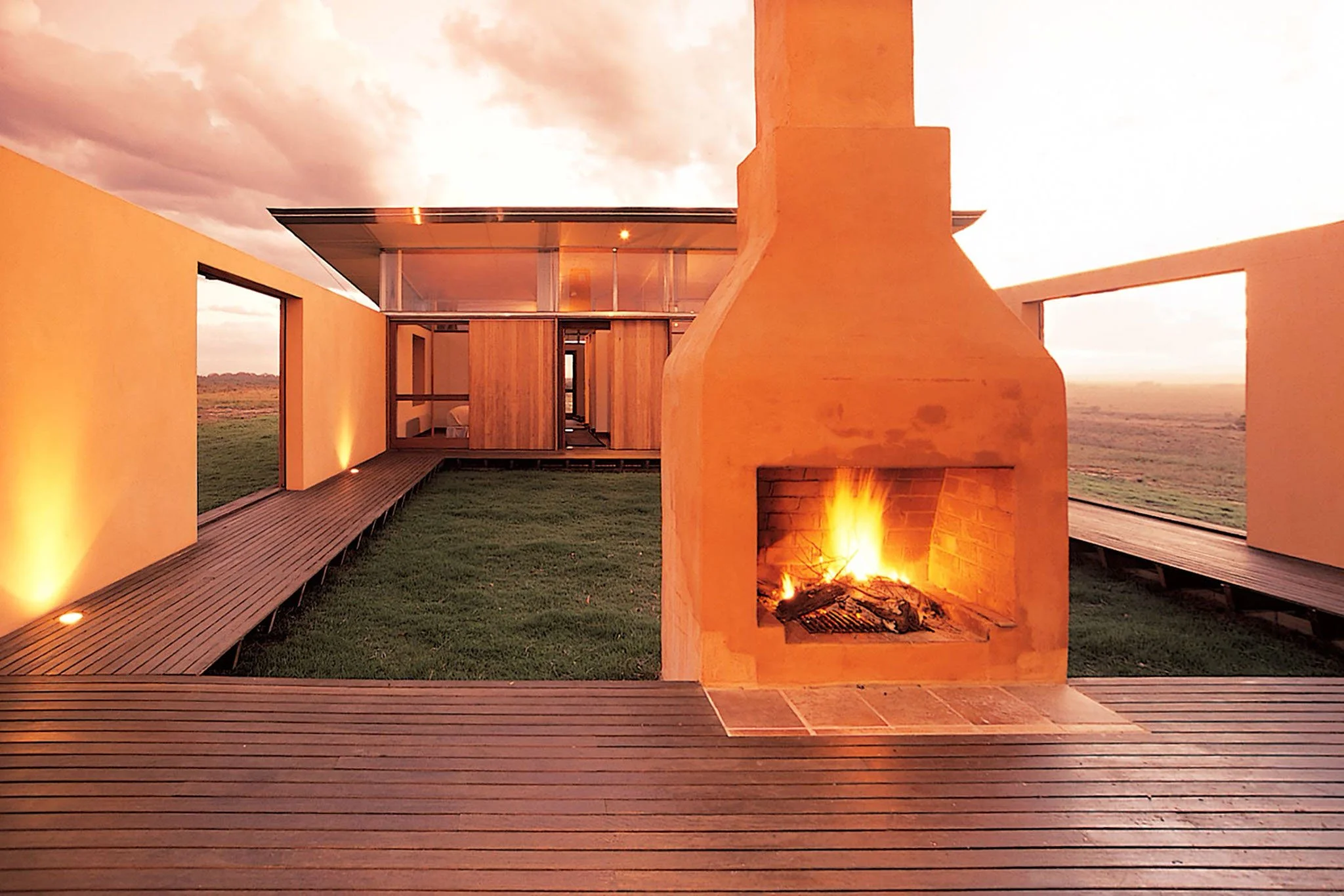 Toumbaal Plains House 02.jpg
