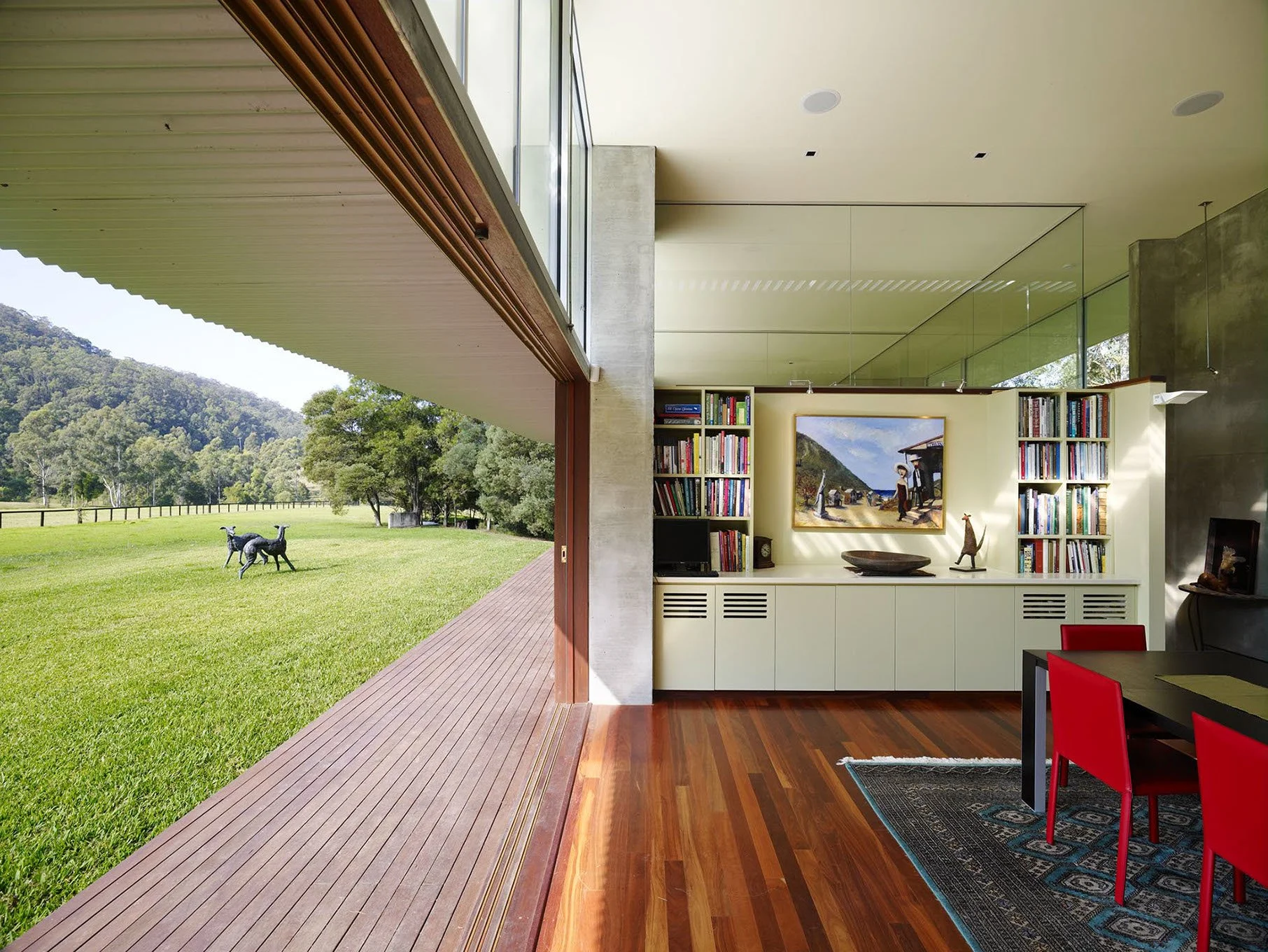 JILLIBY HOUSE by Fergus Scott Architects