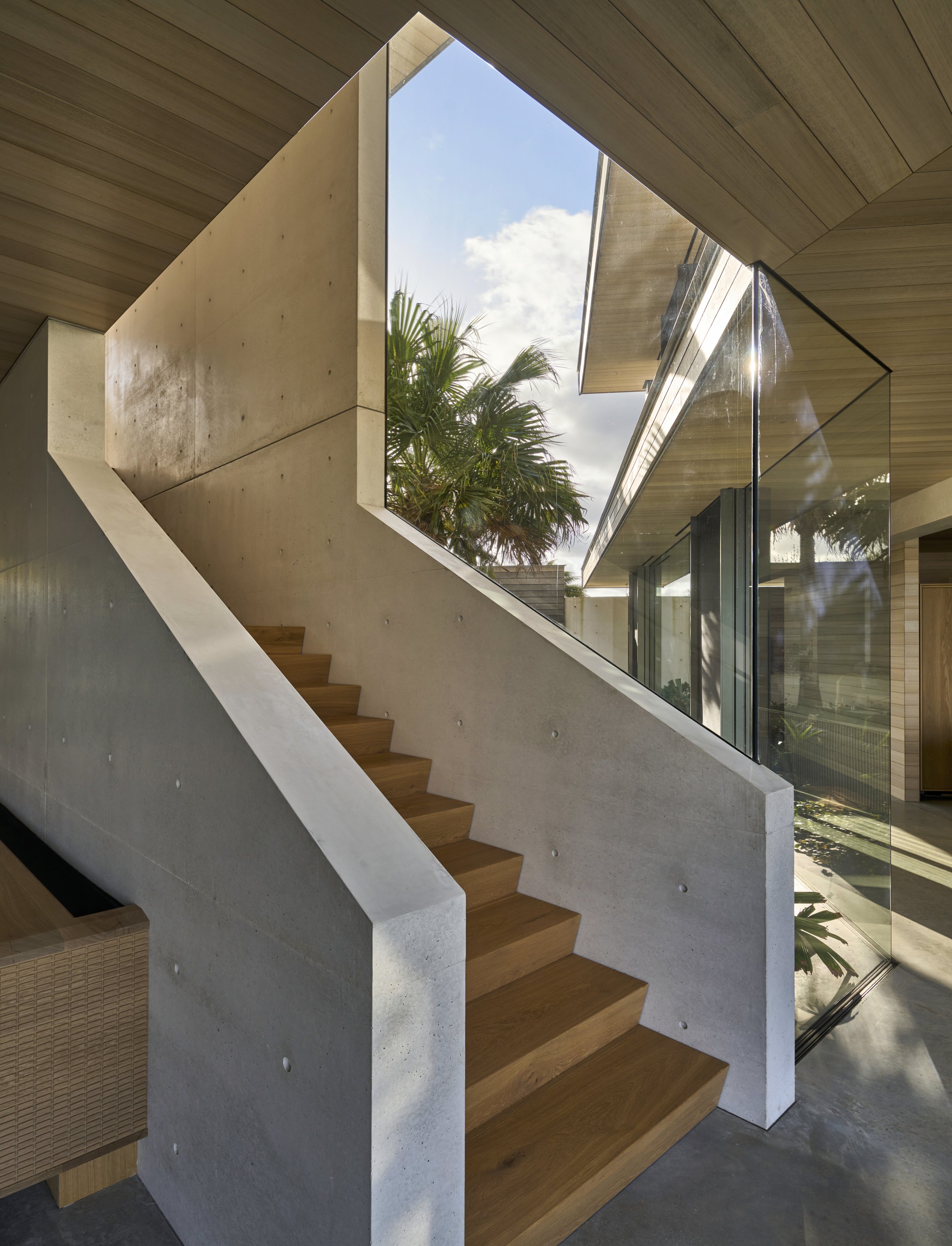 GREENHILLS by Fergus Scott Architects