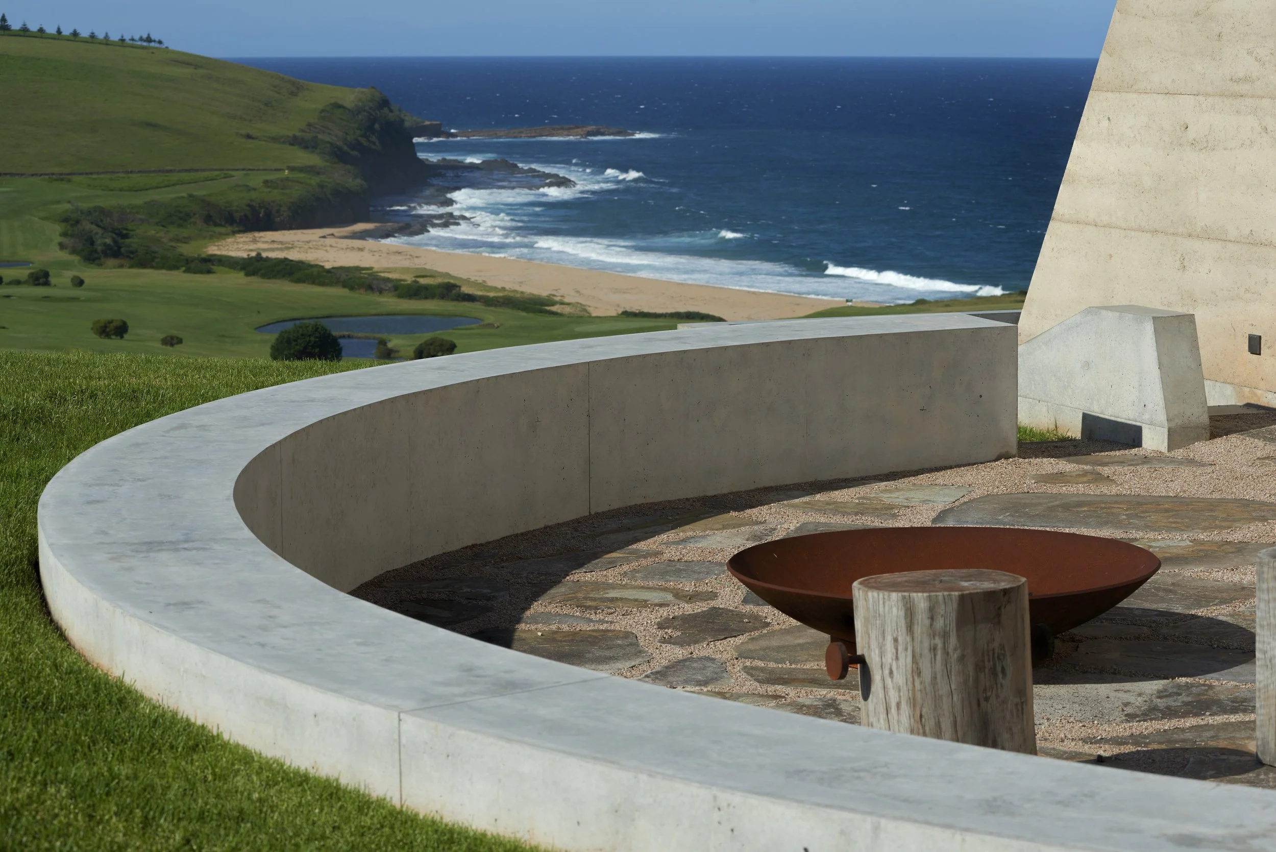 THE FARM by Fergus Scott Architects