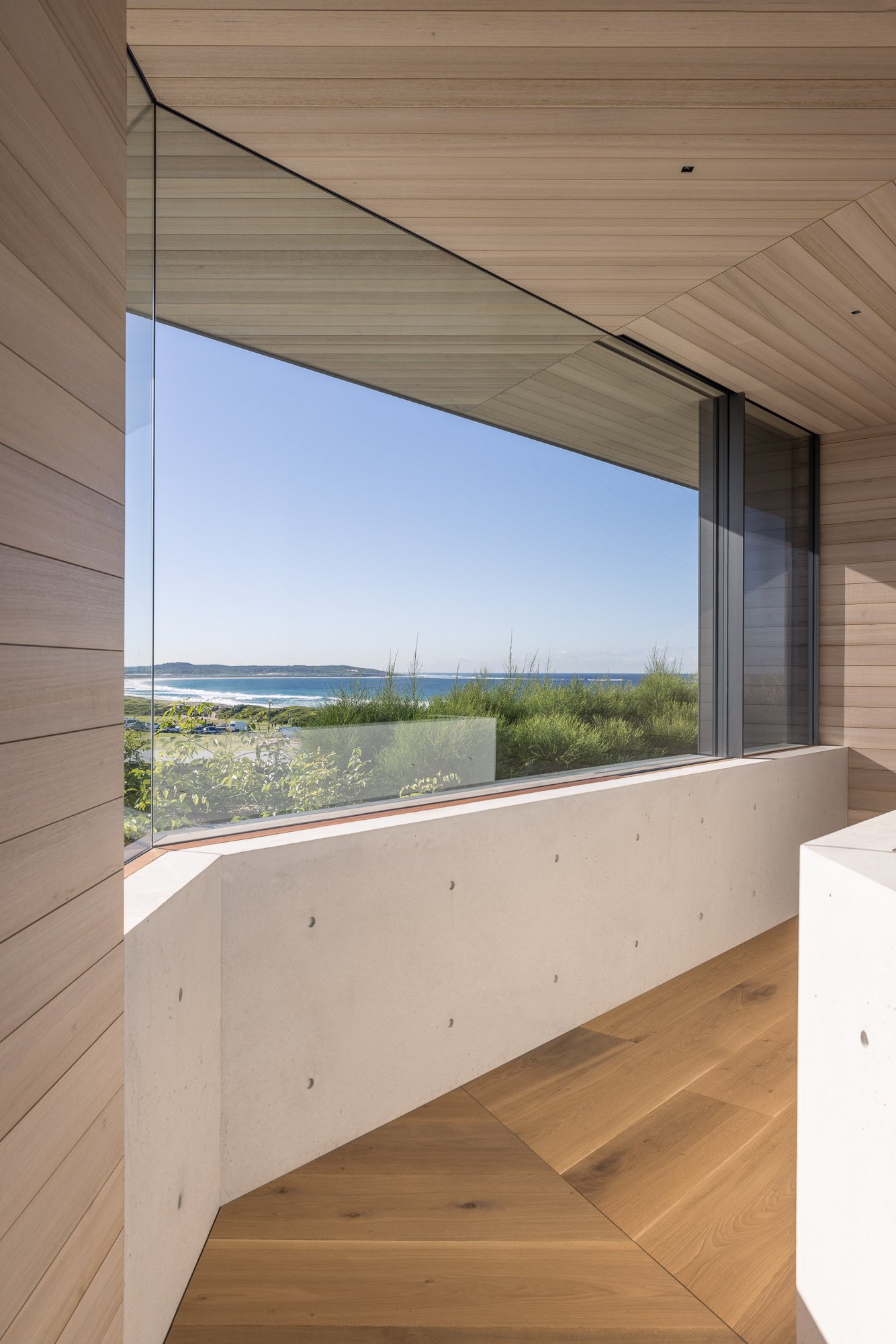 GREENHILLS by Fergus Scott Architects