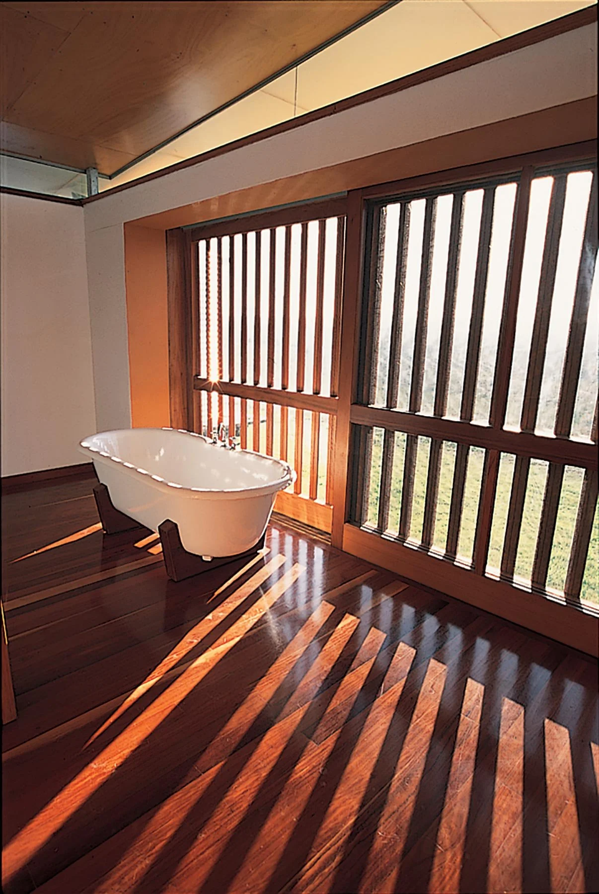 Toumbaal Plains House 01.jpg