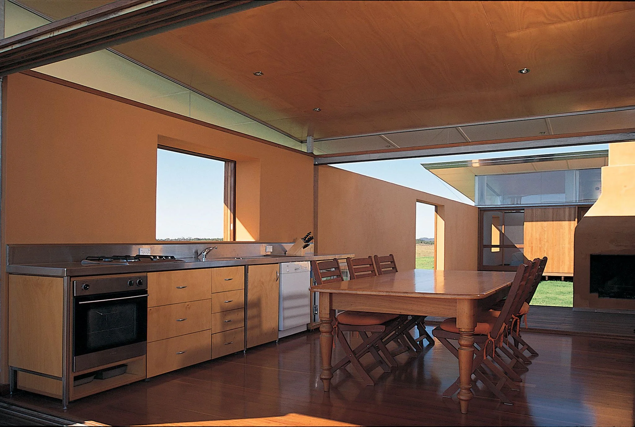 Toumbaal Plains House 07.jpg