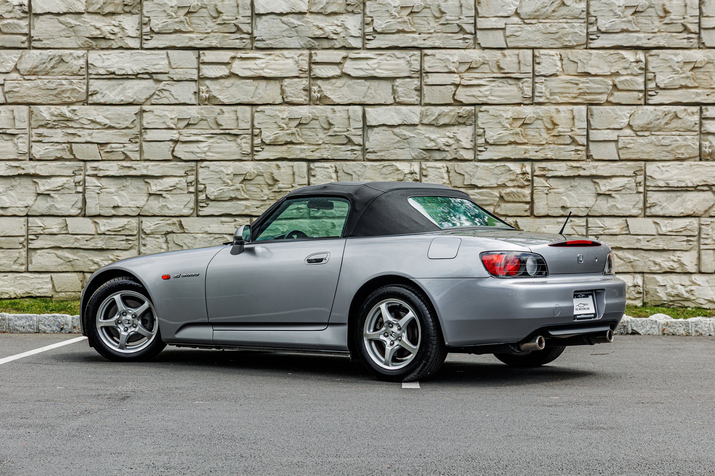 S2000-034.jpg