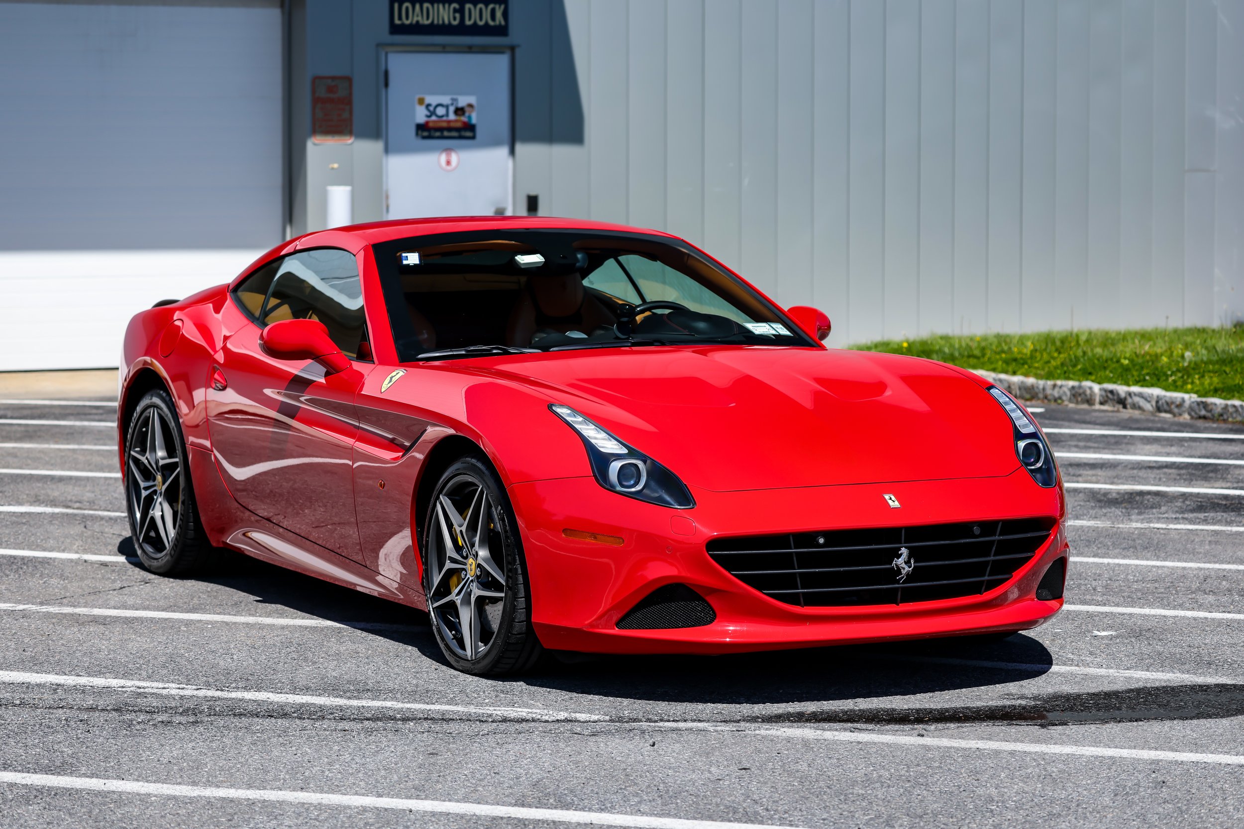 Ferrari  (6).jpg
