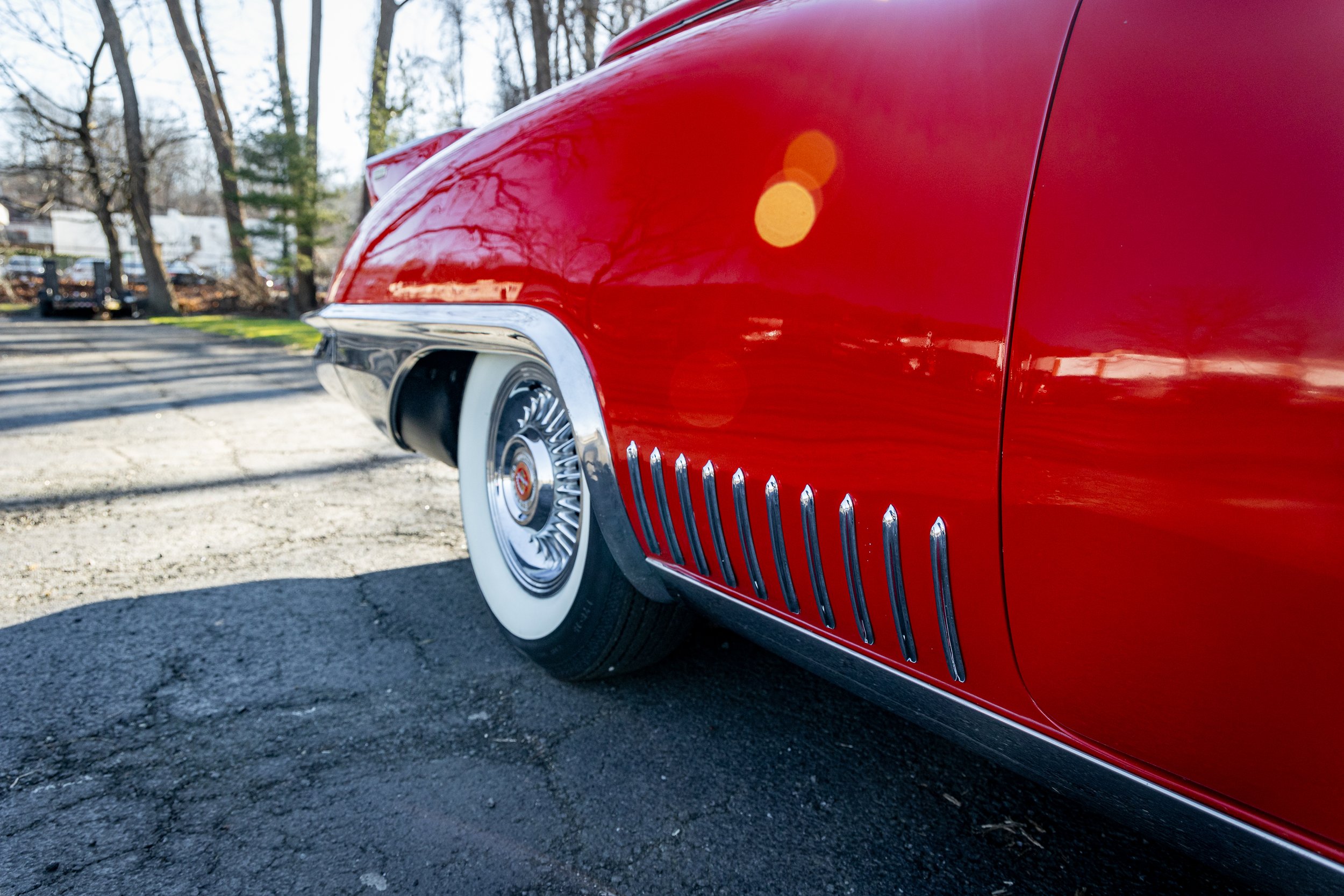 Cadillac-120.jpg