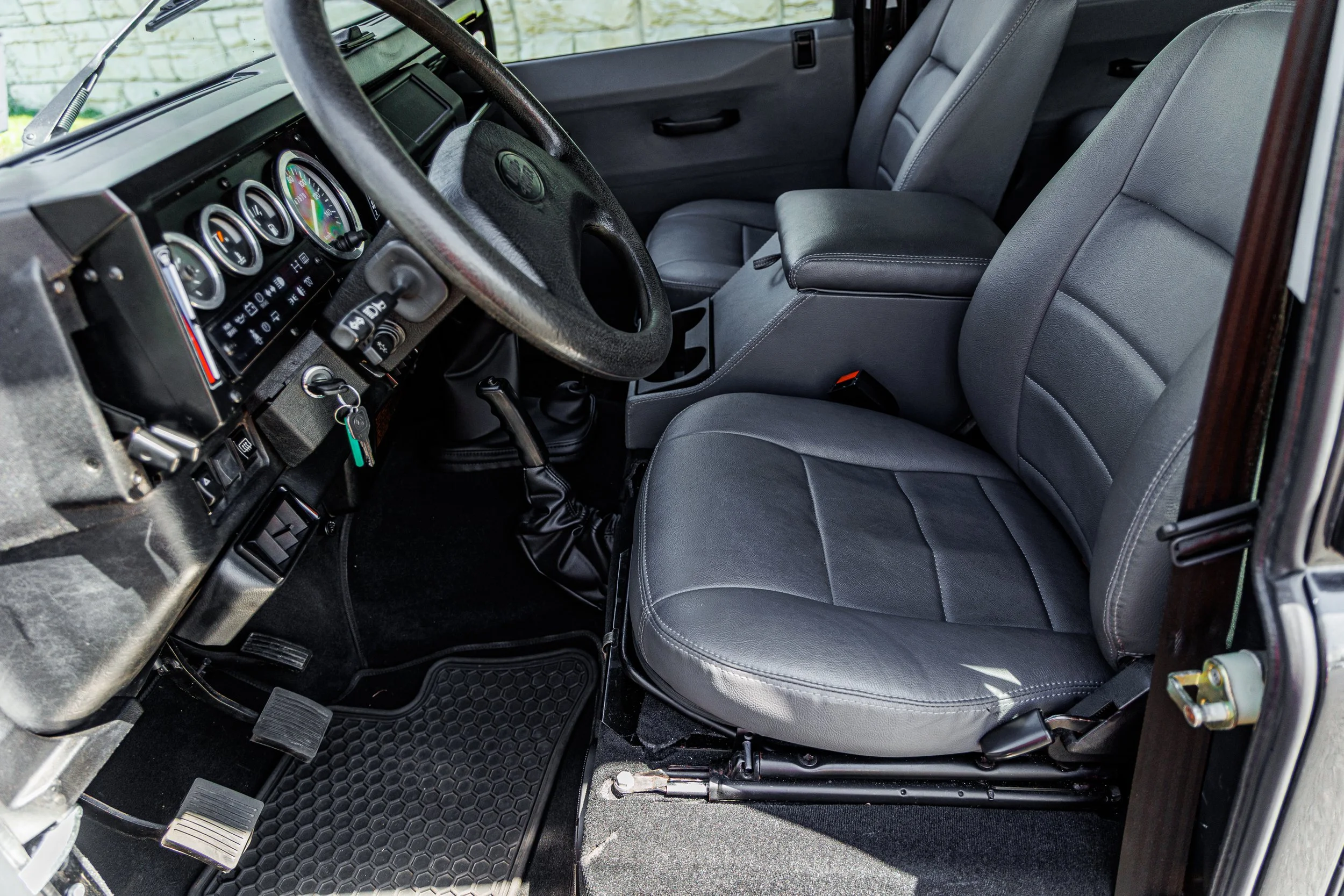 Land Rover-063.jpg