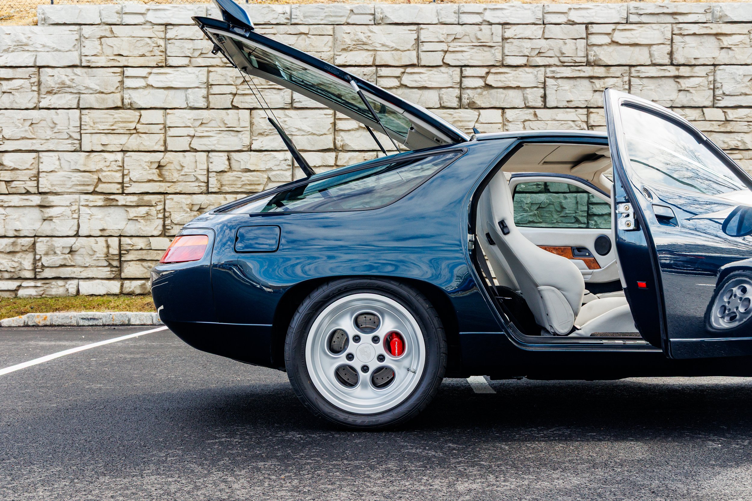SST-25-14 - 928GT-035.jpg