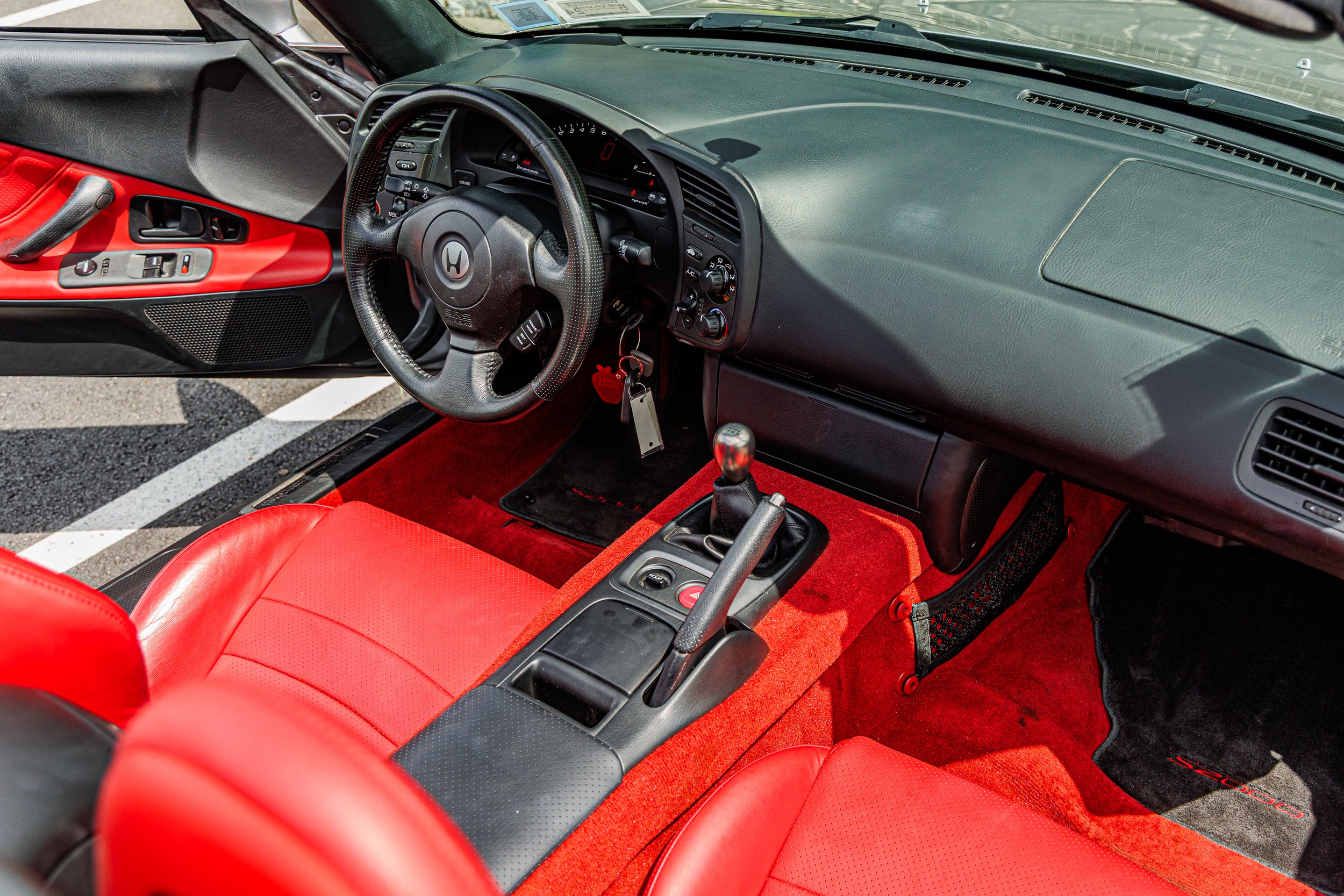 S2000-176.jpg