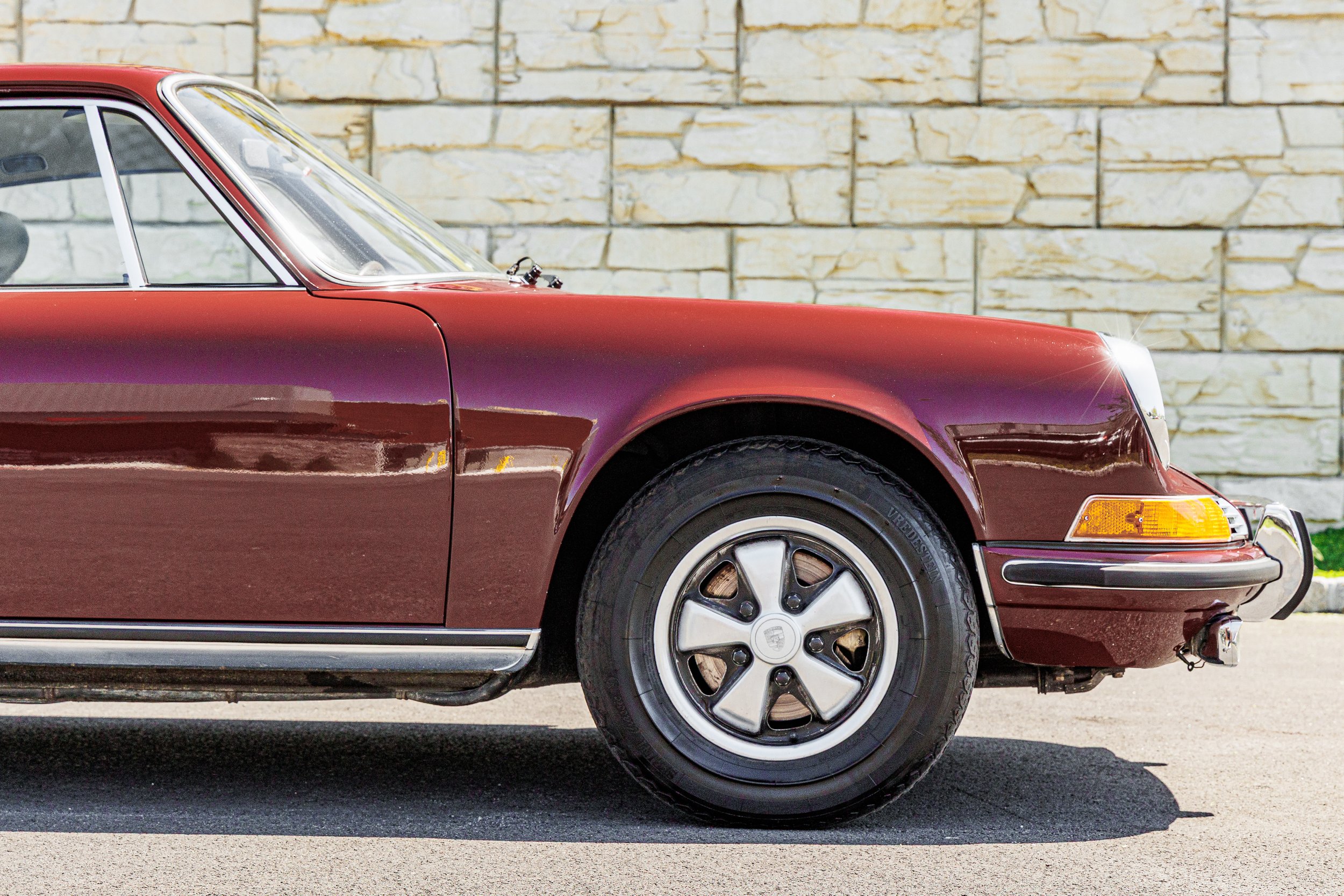 Porsche 911T-027.jpg