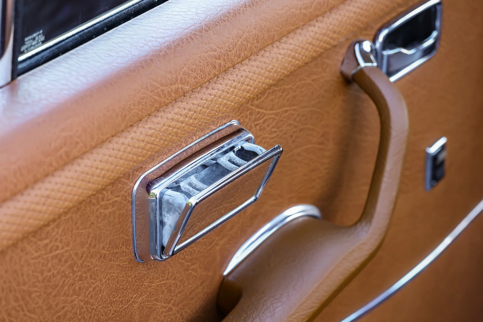 Merc (101).jpg (Copy)