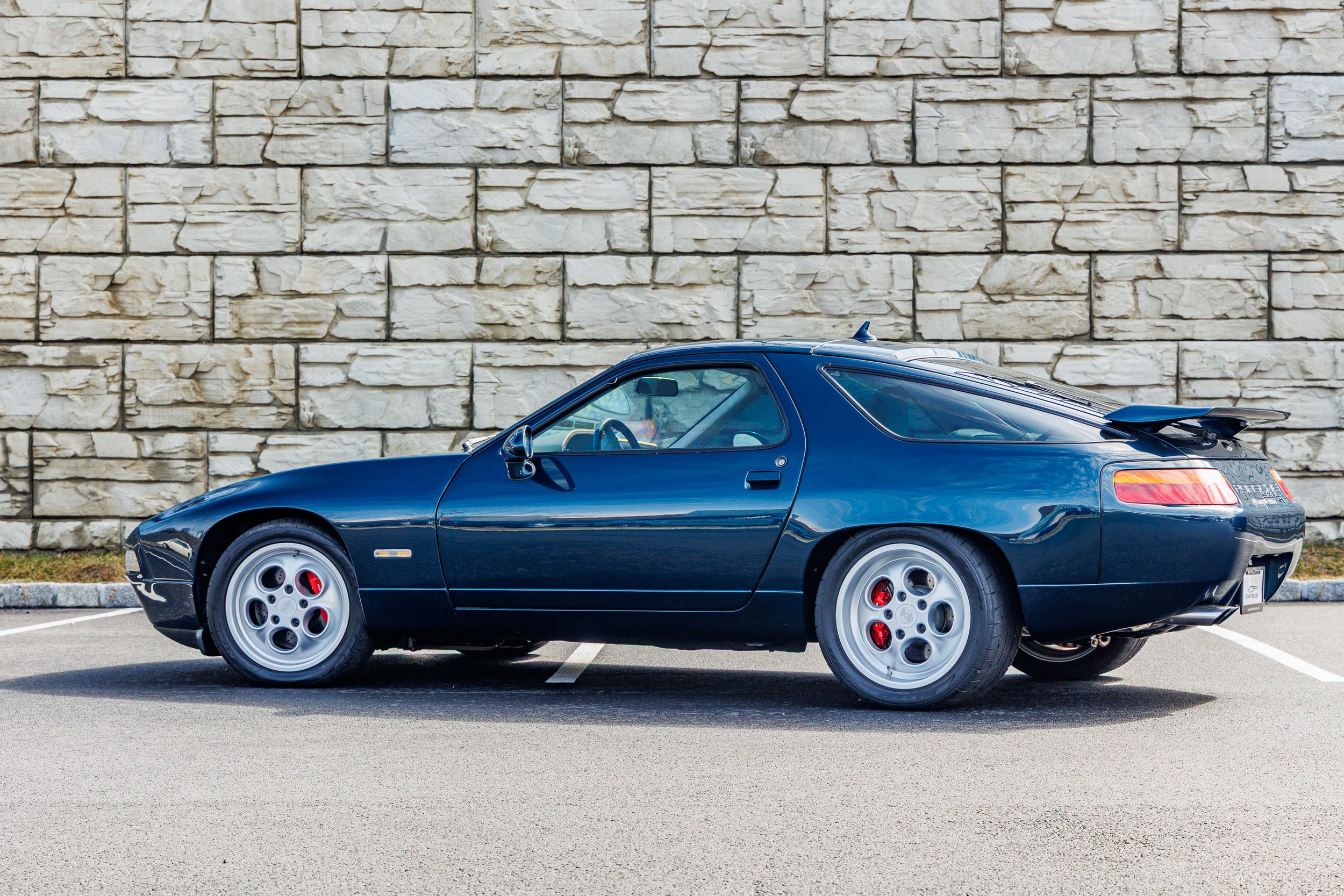 SST-25-14 - 928GT-019.jpg