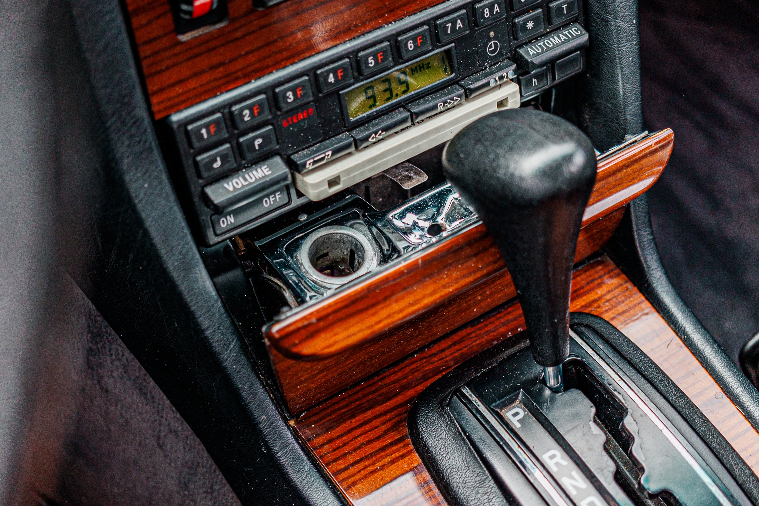 Mercedes 300TD-149.jpg