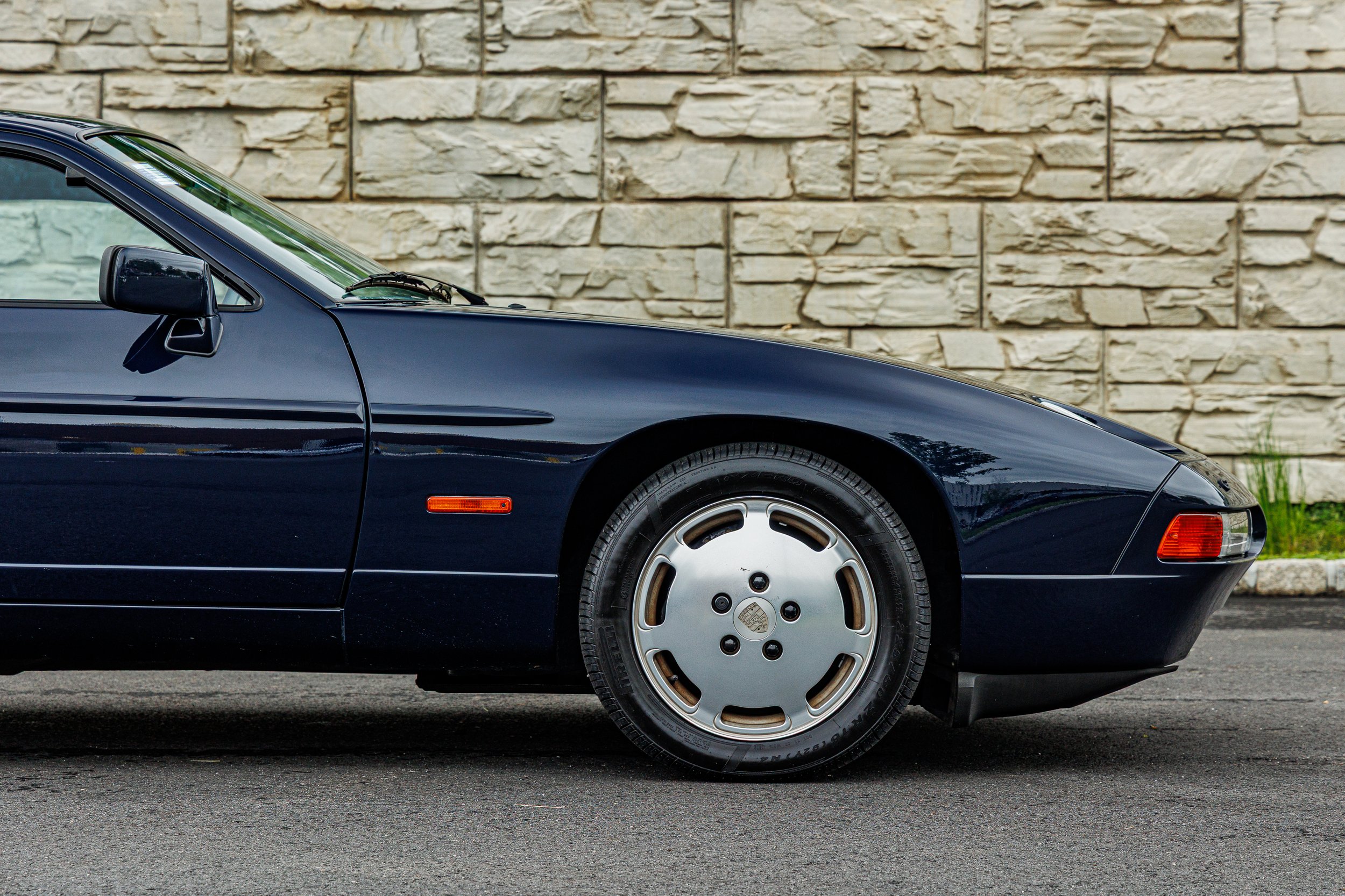 Porsche 928-028.jpg