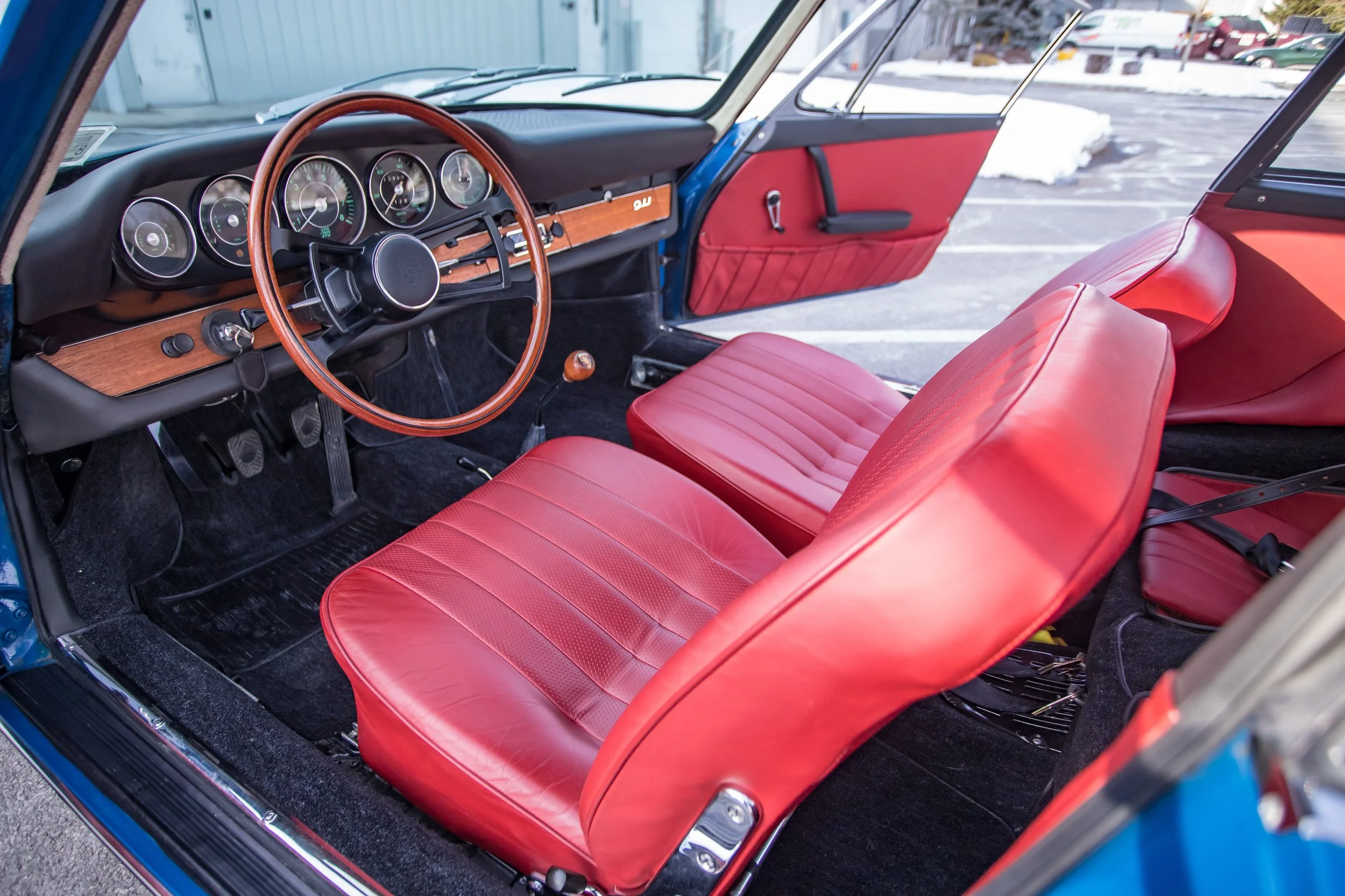 Porsche 911 (85).jpg