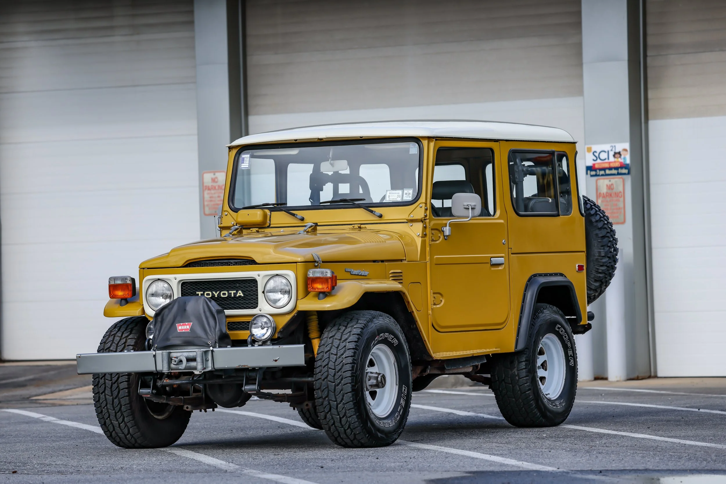 Toyota FJ (2).jpg