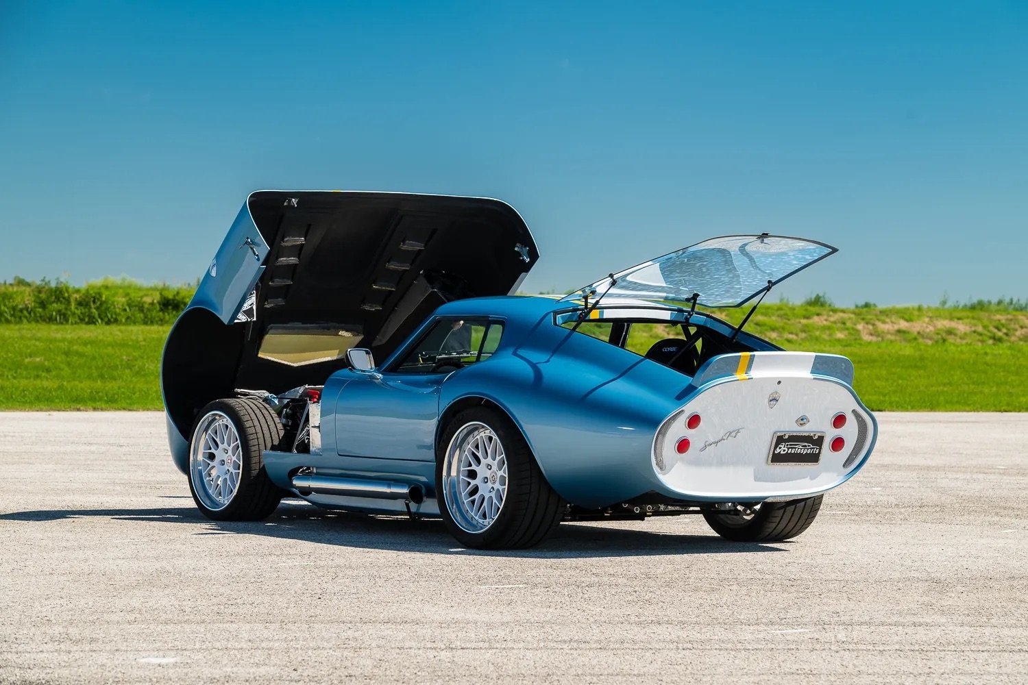 2017_factory-five-racing_type-65-coupe-gen-iii_Daytona_077-06614.jpeg