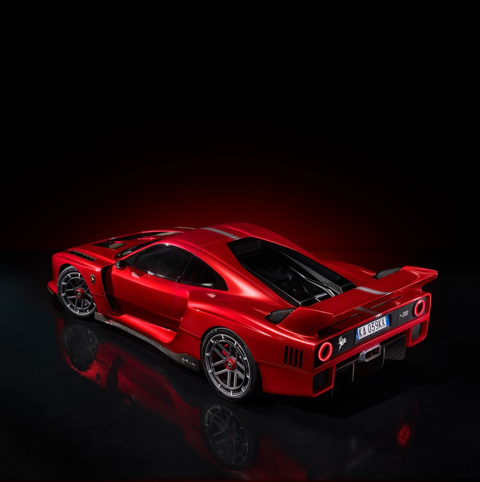 Kimera_K-39Stradale_3_4Rear (1).jpg