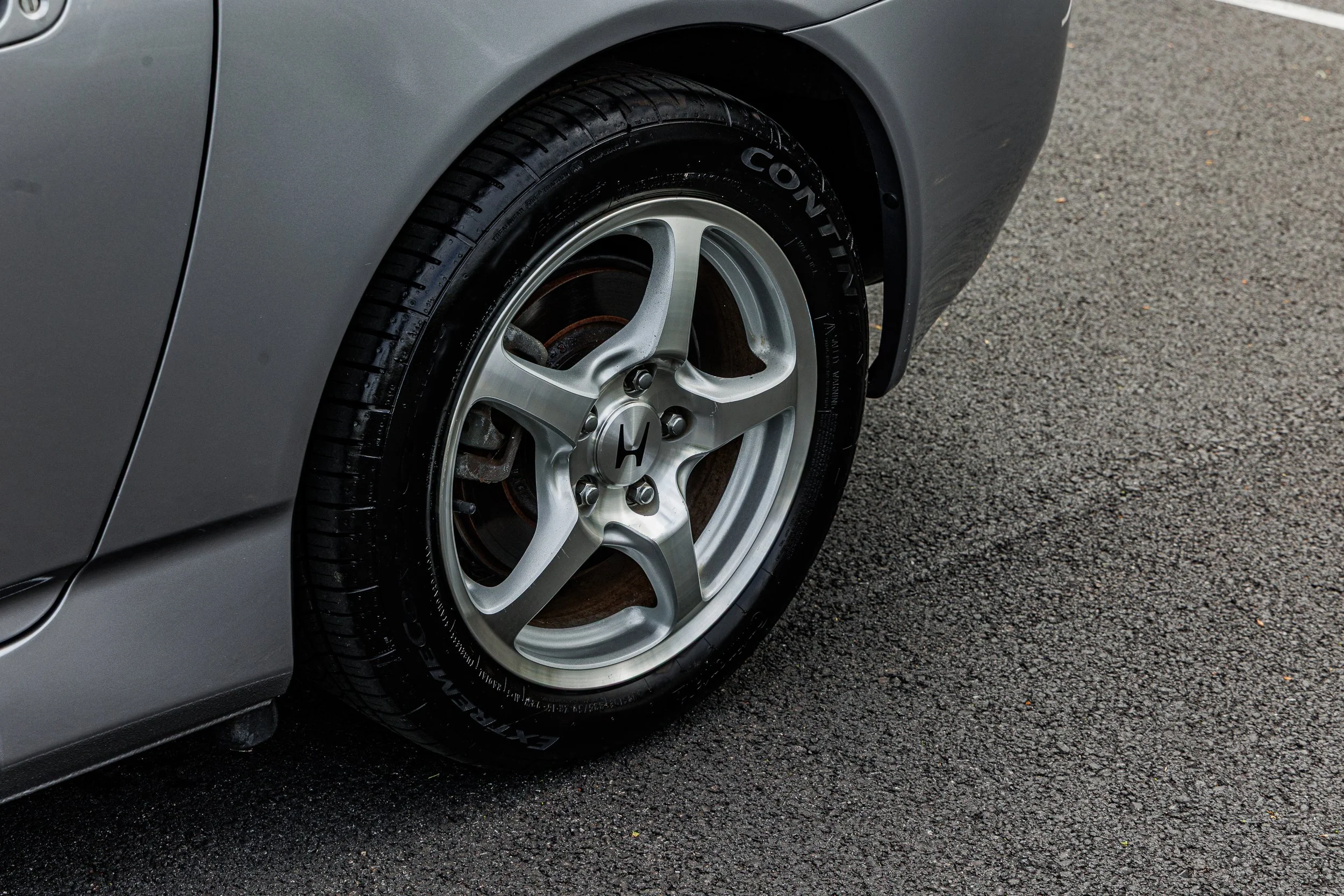 S2000-057.jpg
