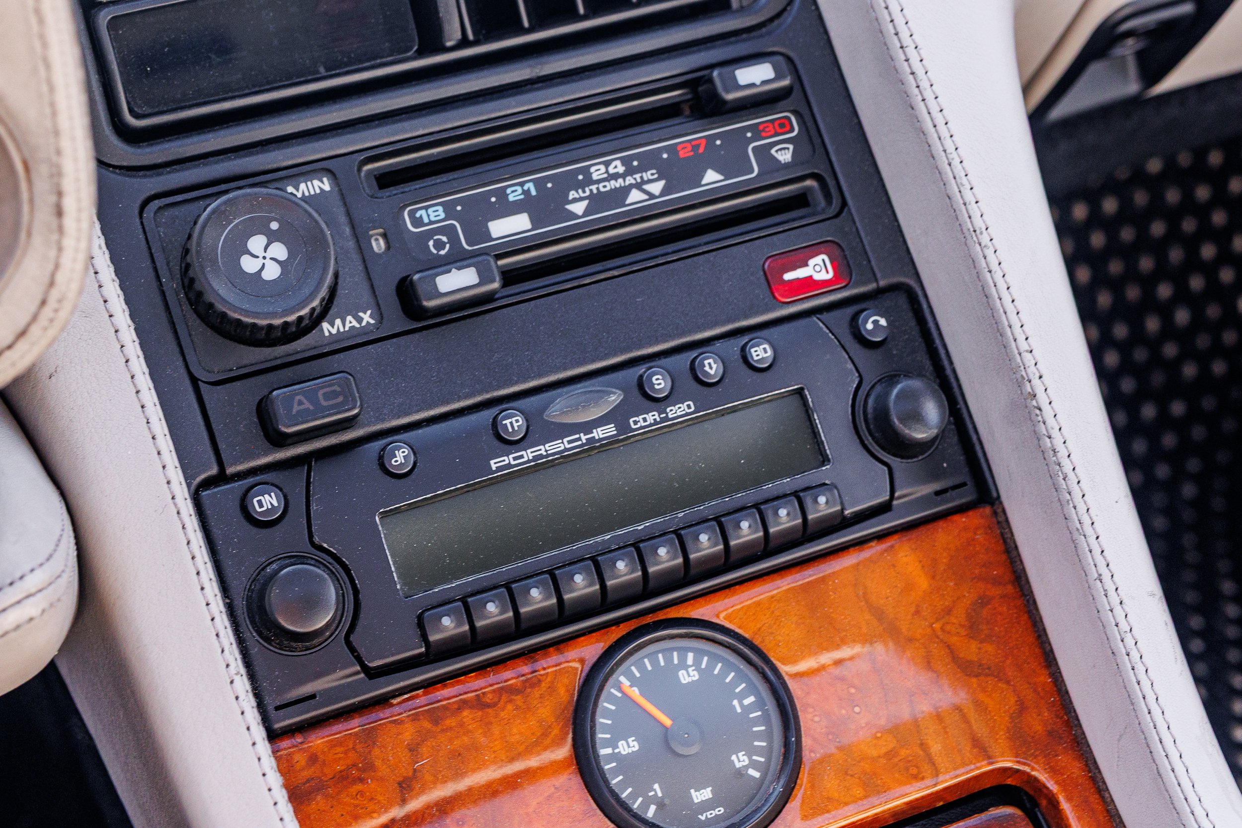 SST-25-14 - 928GT-203.jpg