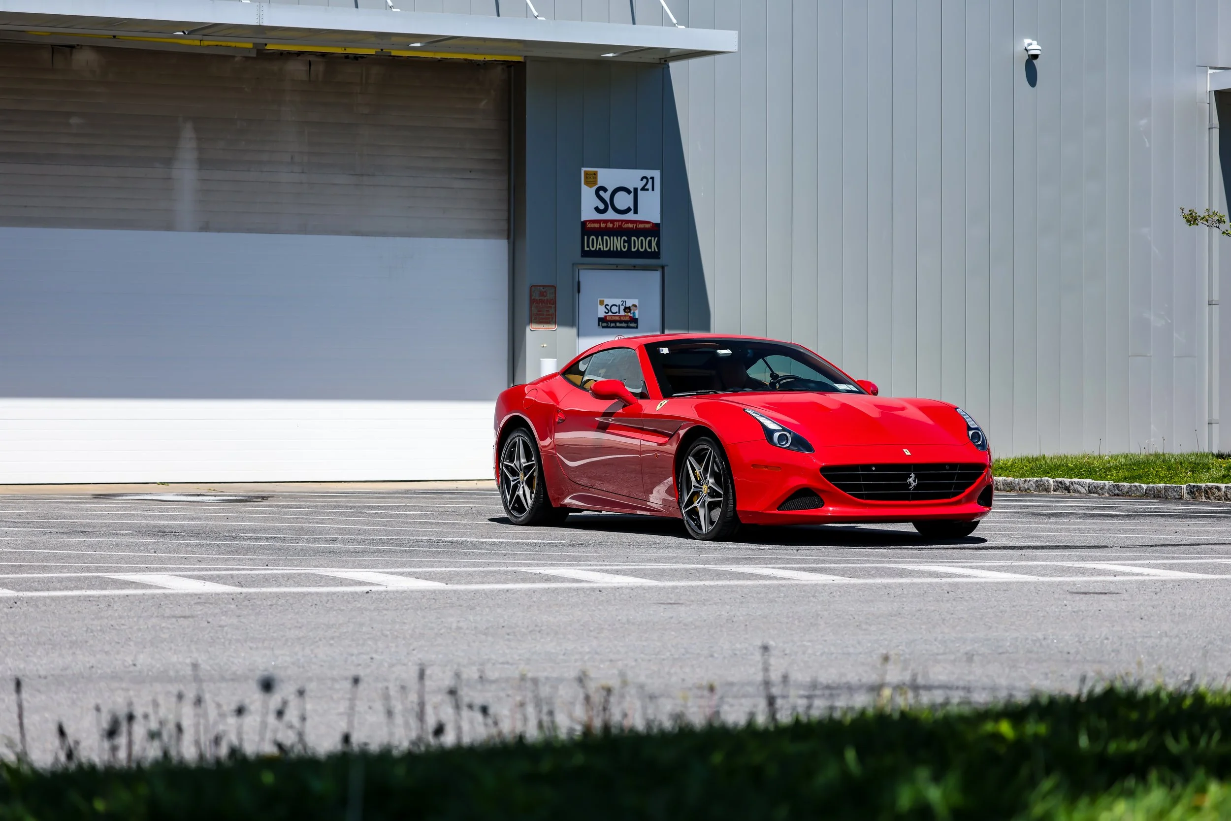 Ferrari  (4).jpg (Copy) (Copy)