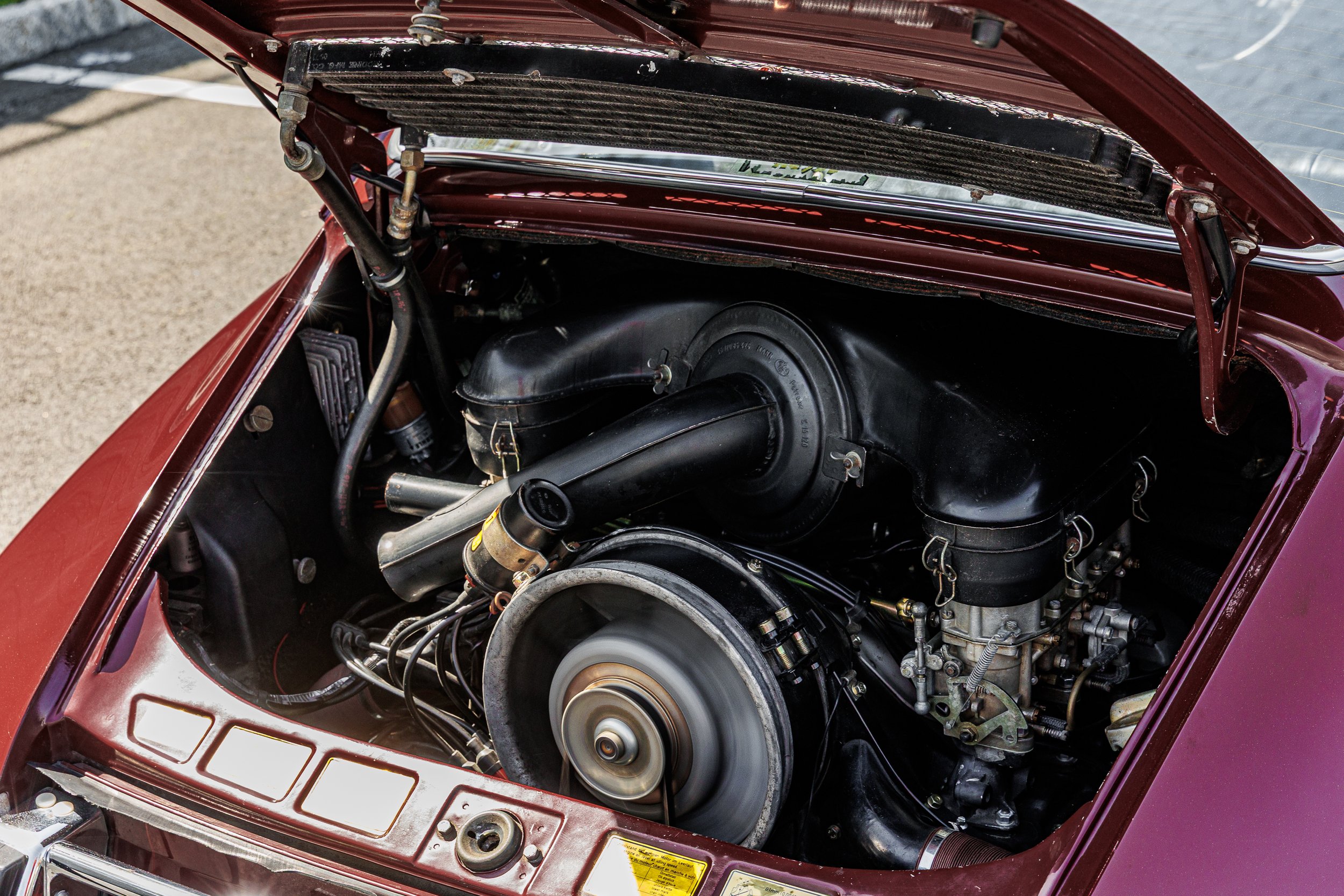 Porsche 911T-035.jpg