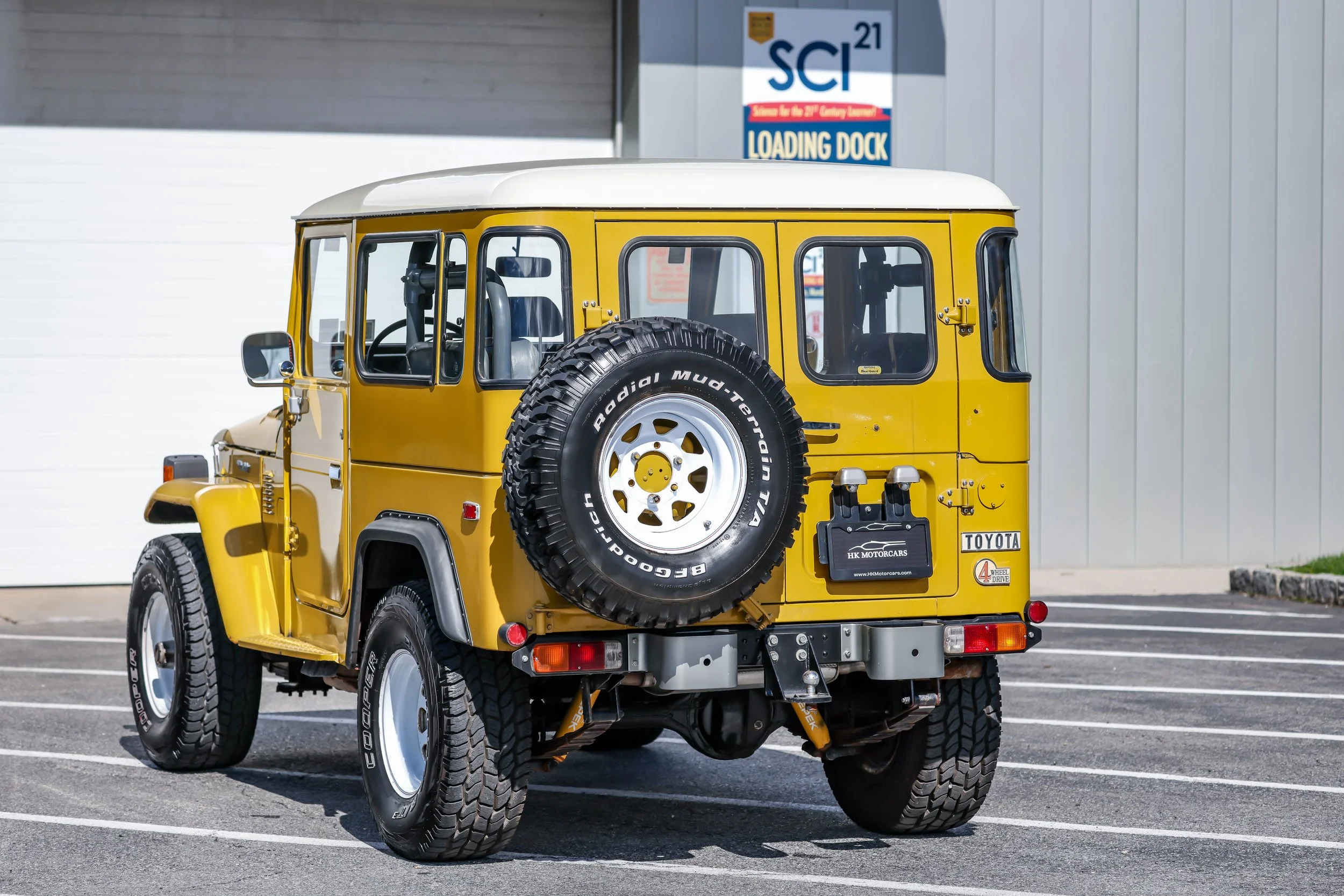 Toyota FJ (10).jpg