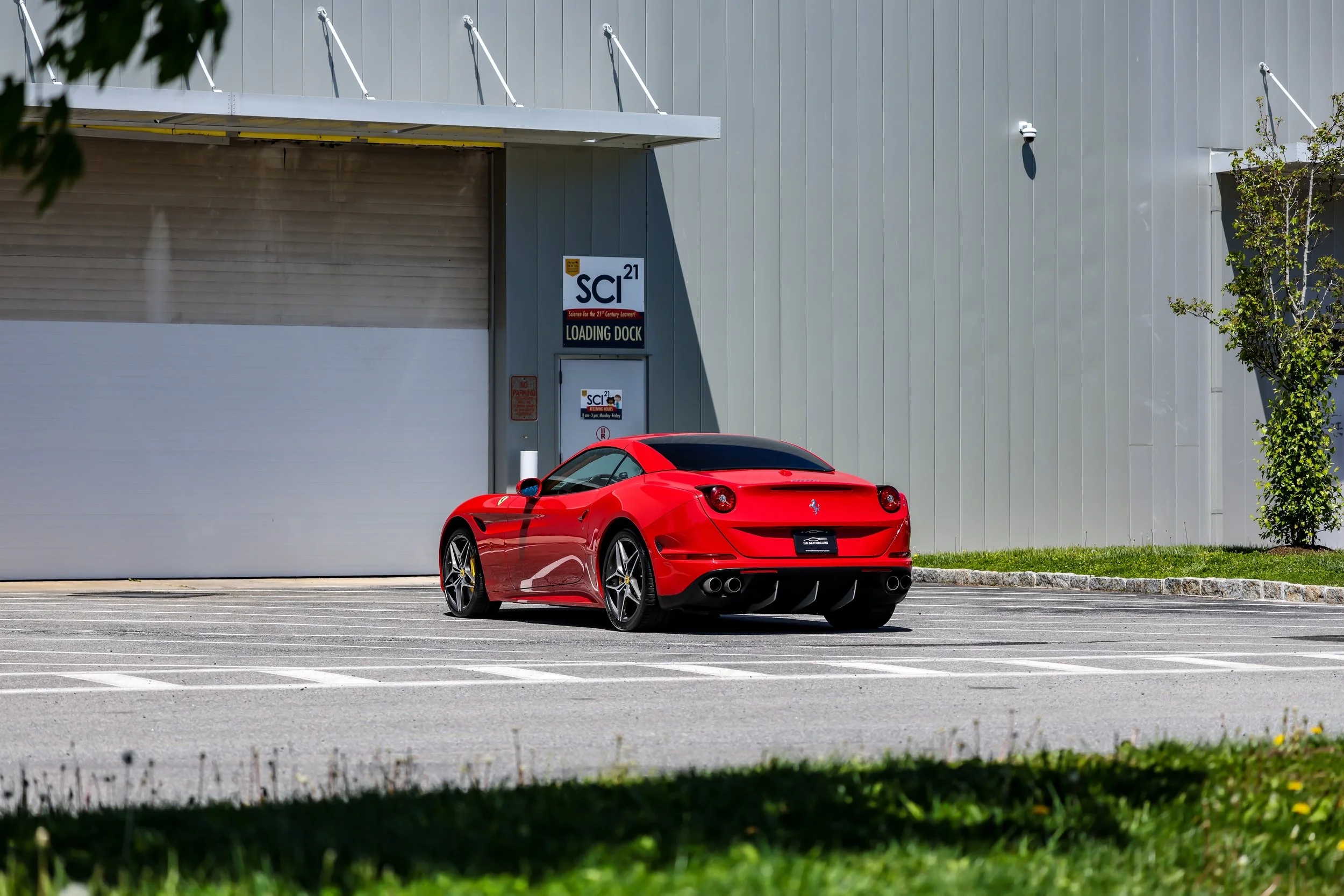 Ferrari  (7).jpg (Copy) (Copy)