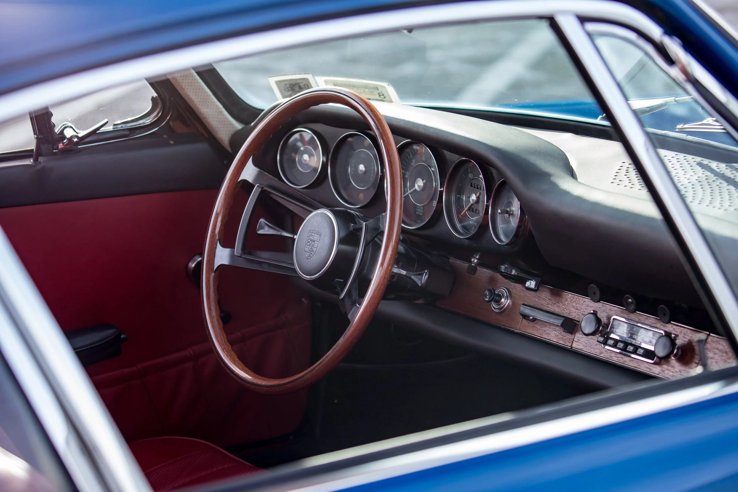 Porsche 911 (95).jpg