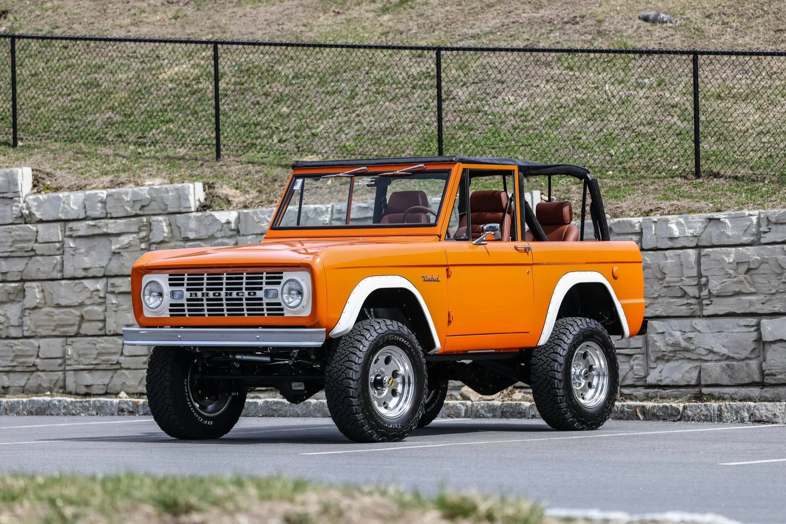 Kindred Bronco Heritage Edition —Tangerine