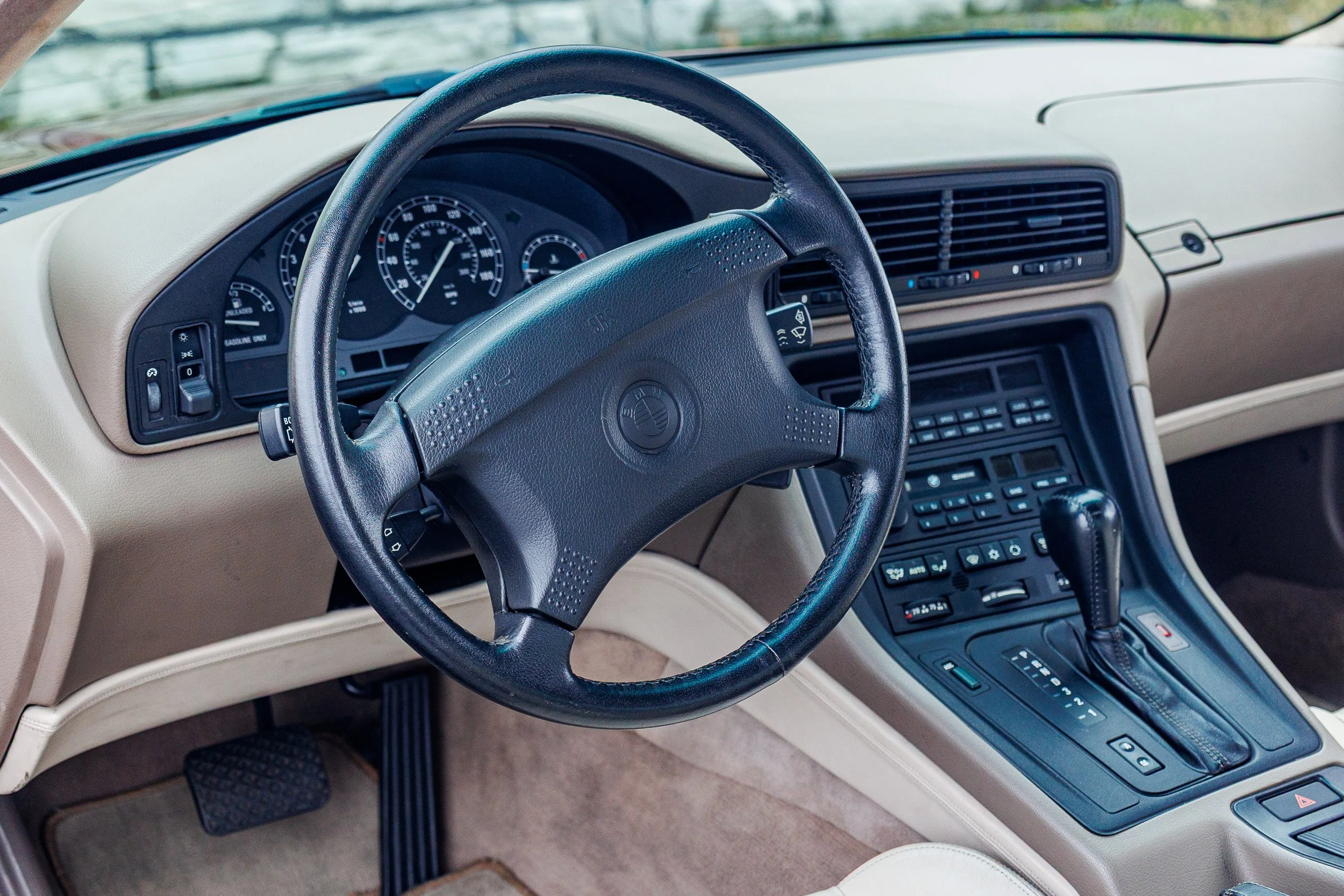 SST-25-15 - BMW 850i-171.jpg