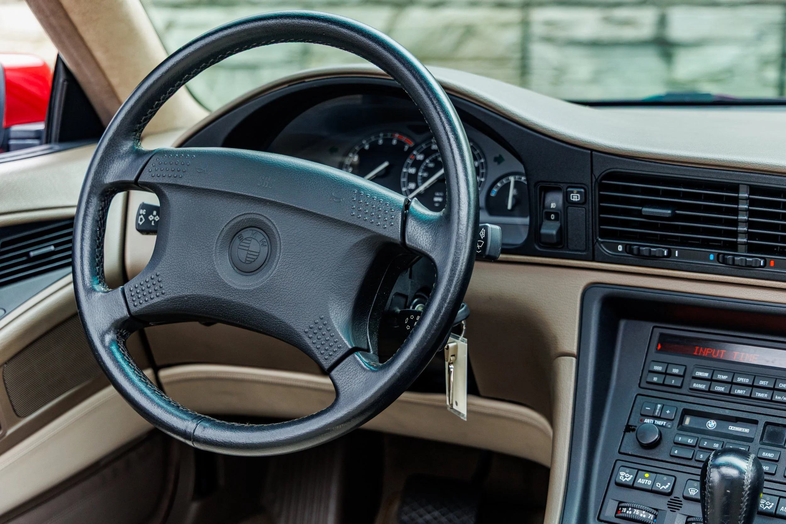 SST-25-15 - BMW 850i-228.jpg