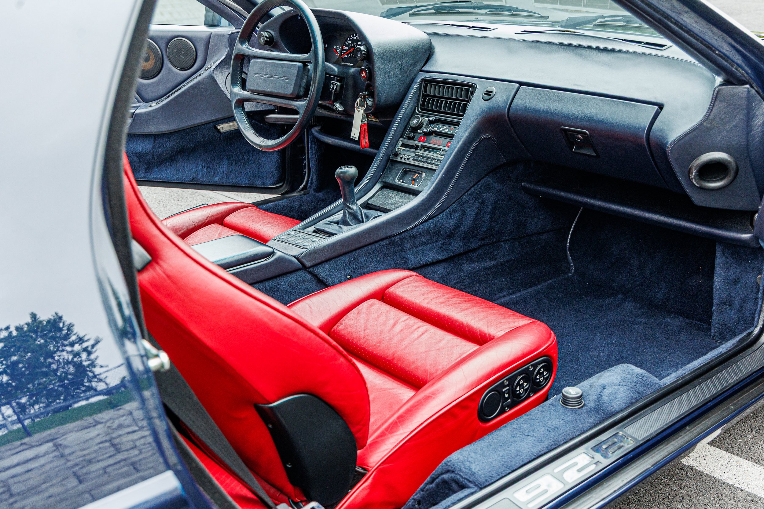 Porsche 928-079.jpg
