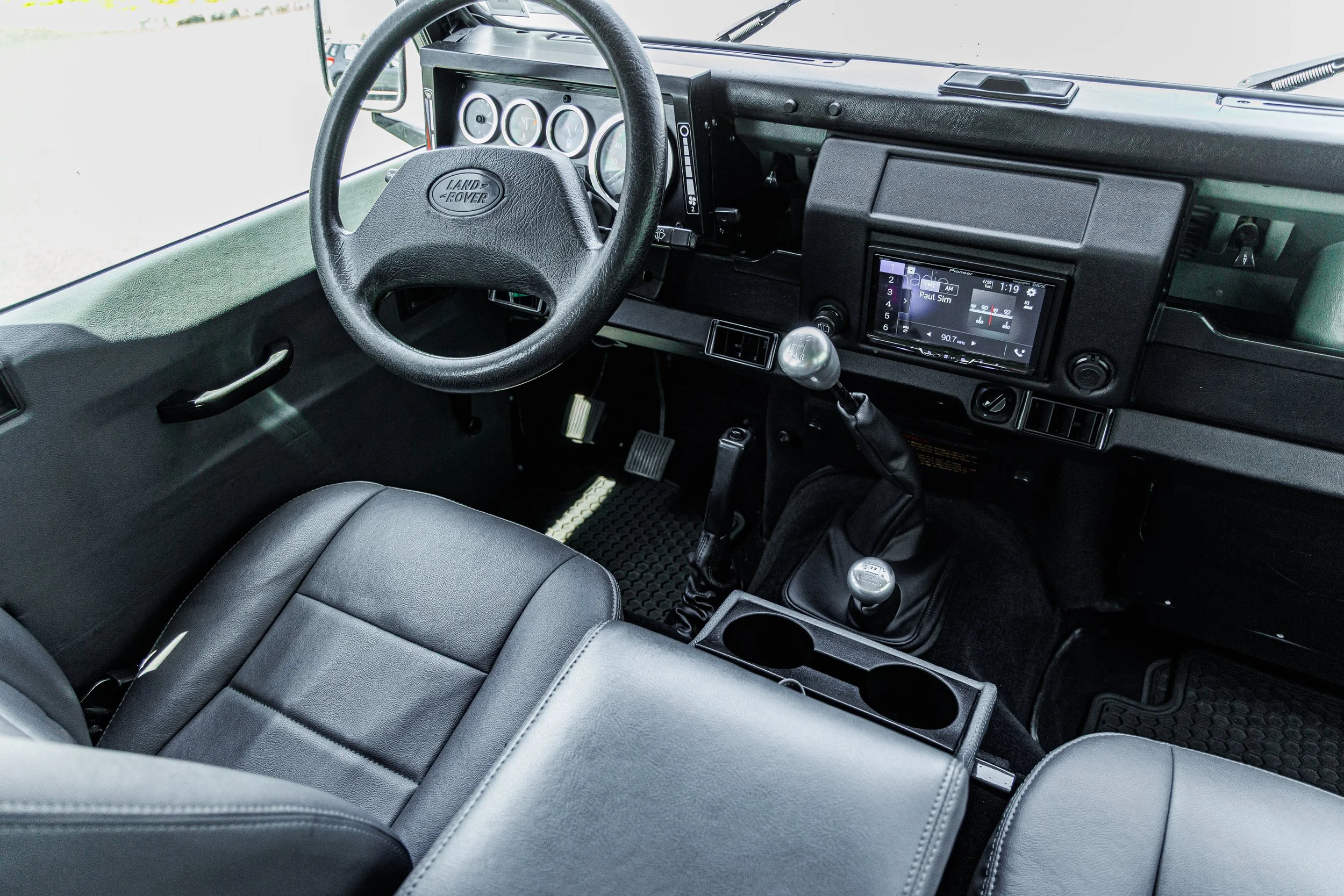 Land Rover-068.jpg