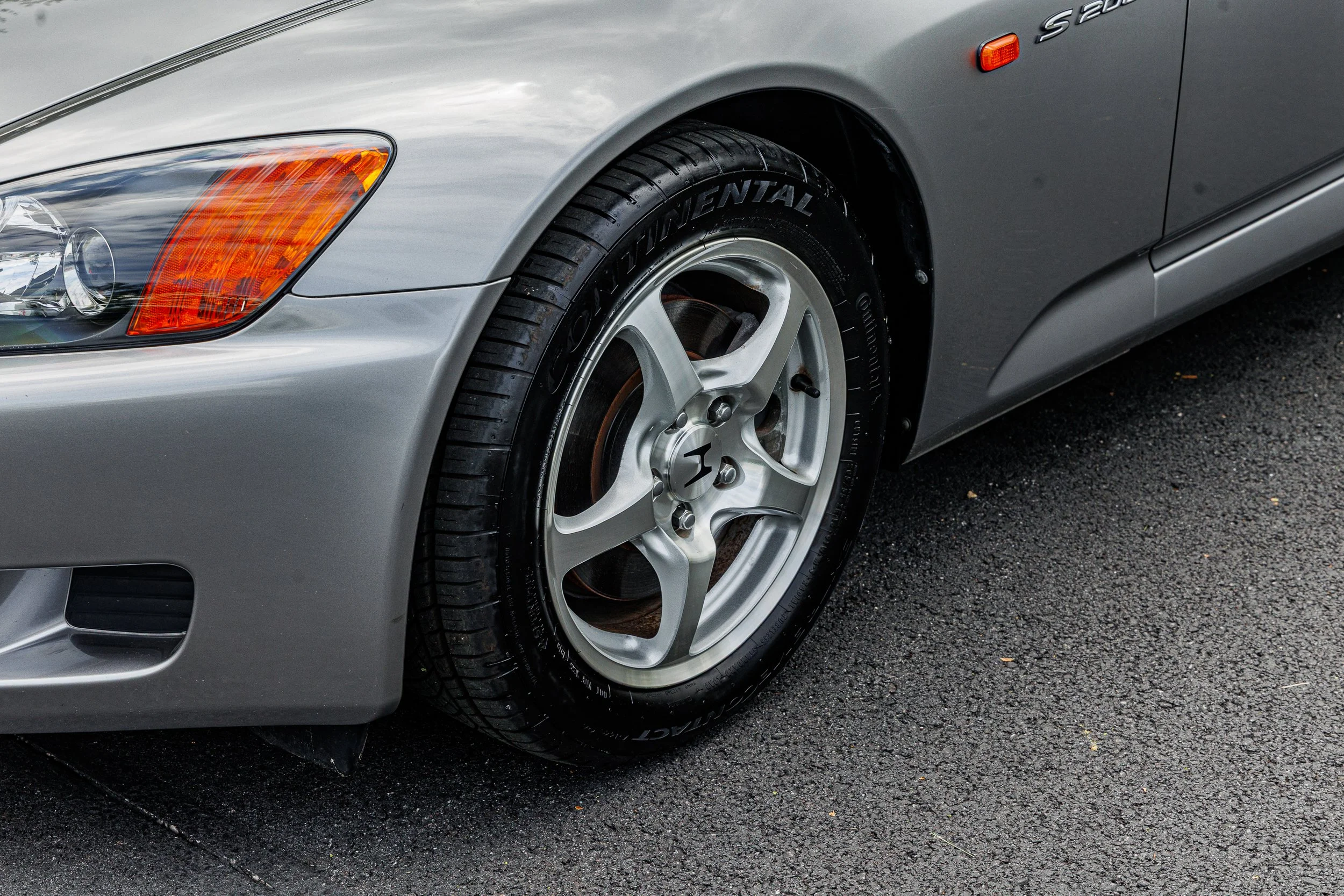 S2000-054.jpg
