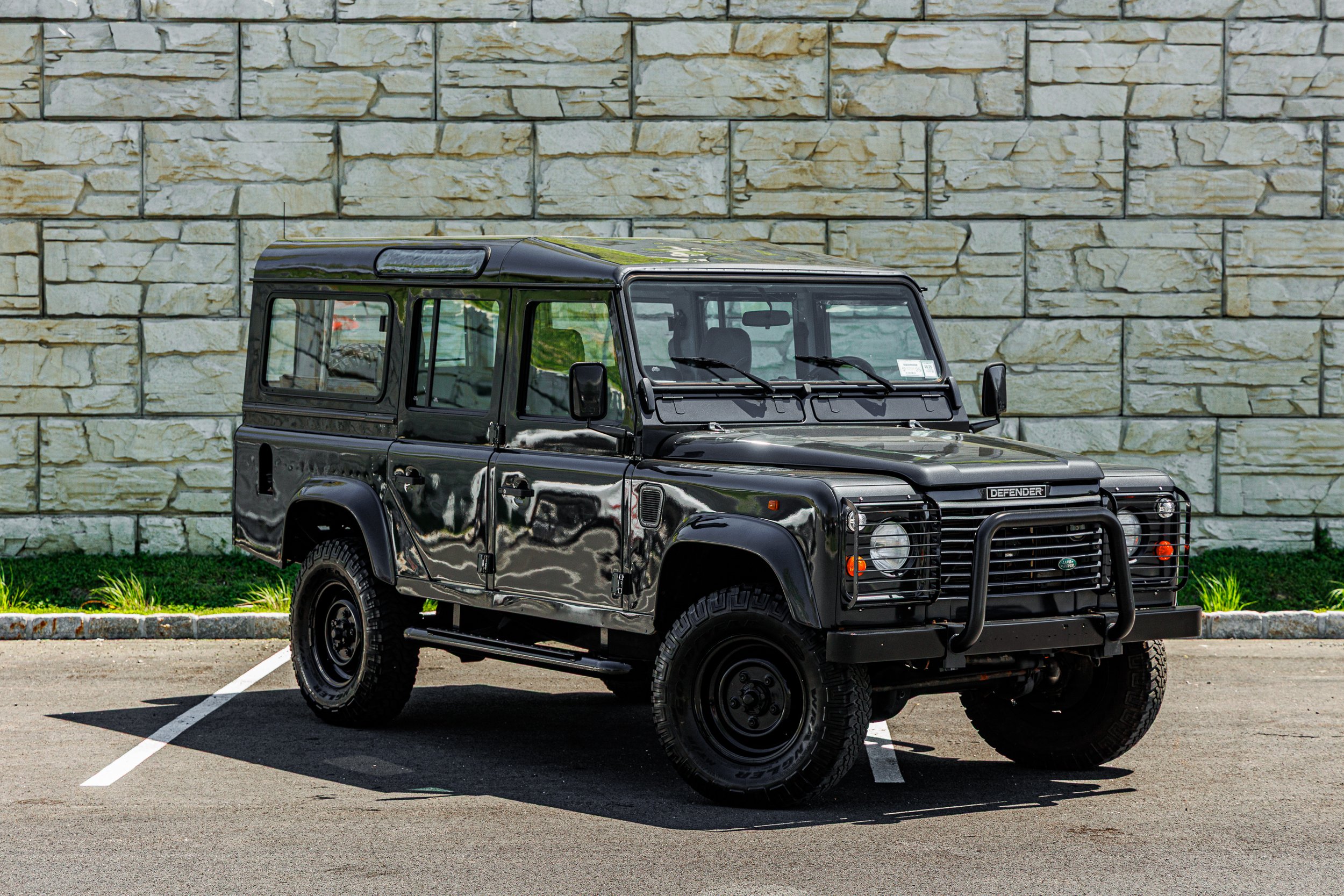Land Rover-001.jpg