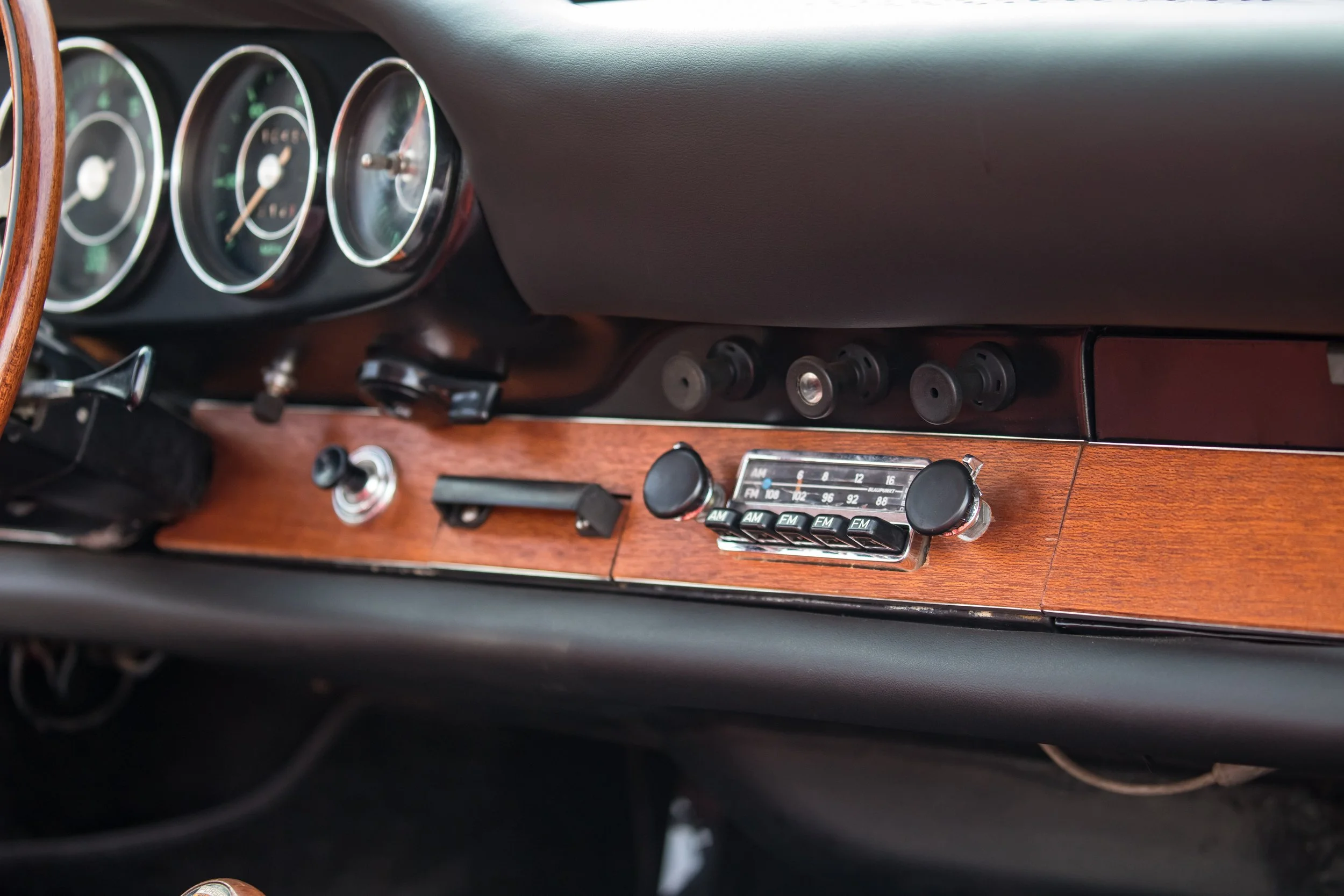 Porsche 911 (104).jpg