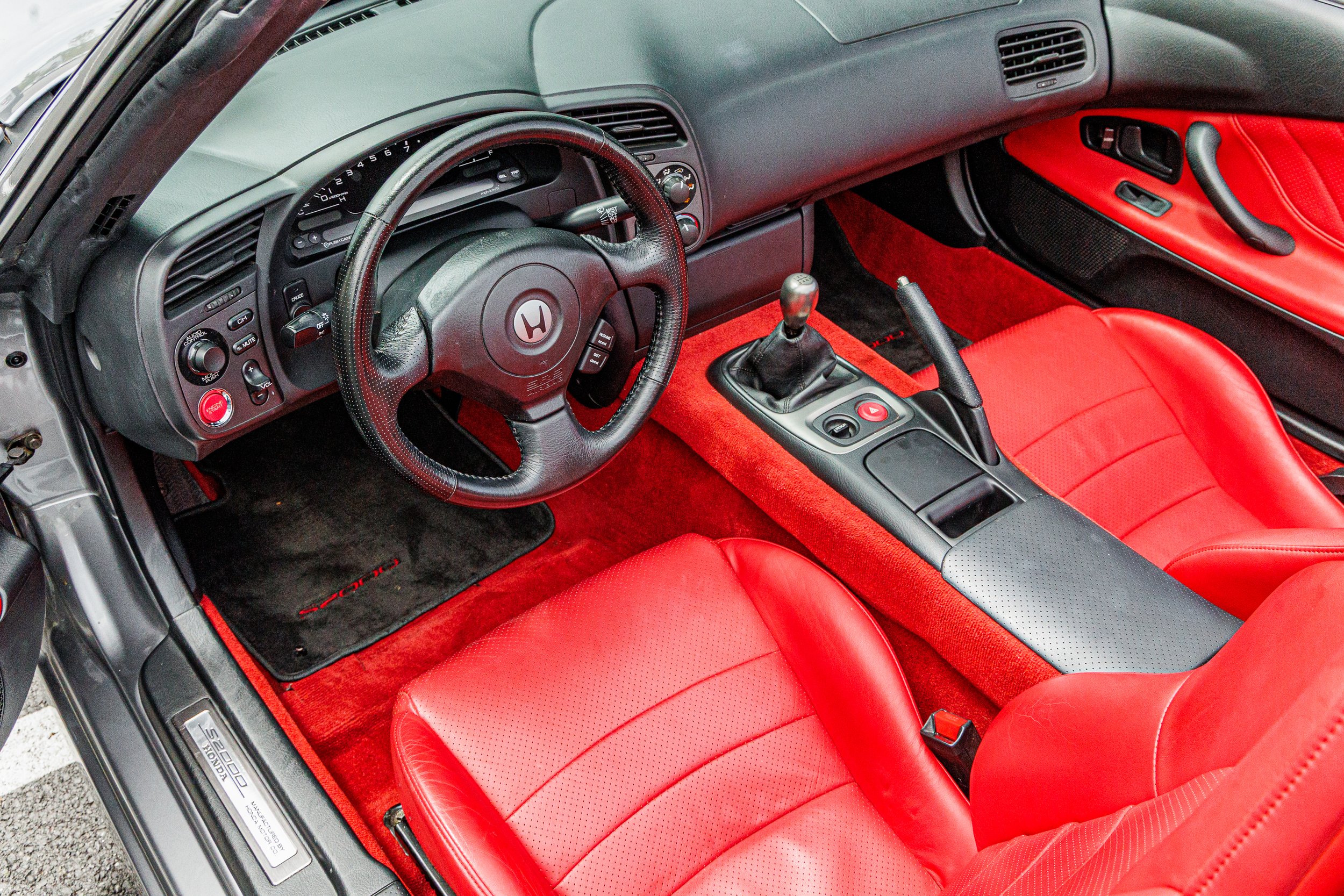 S2000-174.jpg