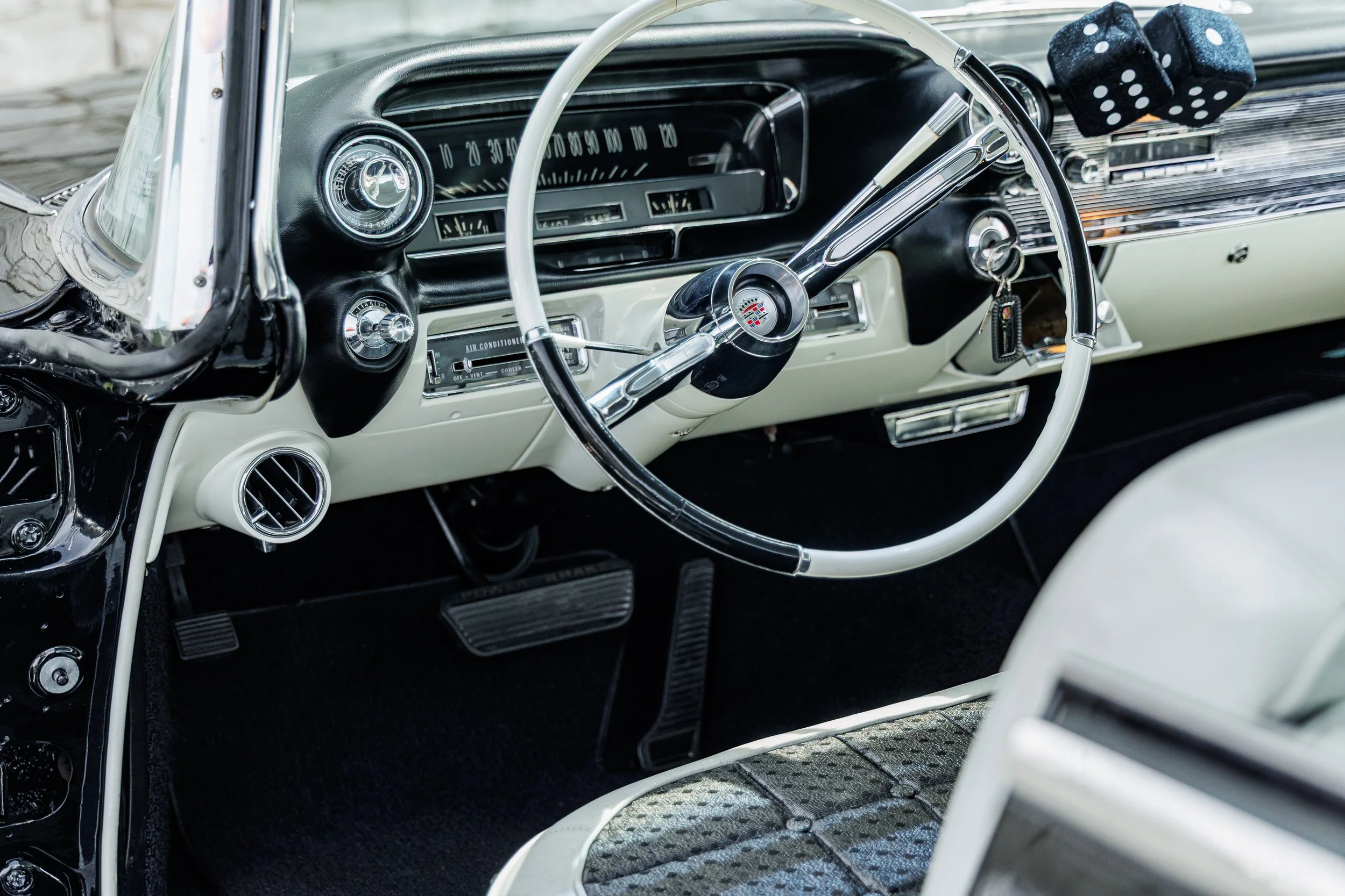 Cadillac-115.jpg