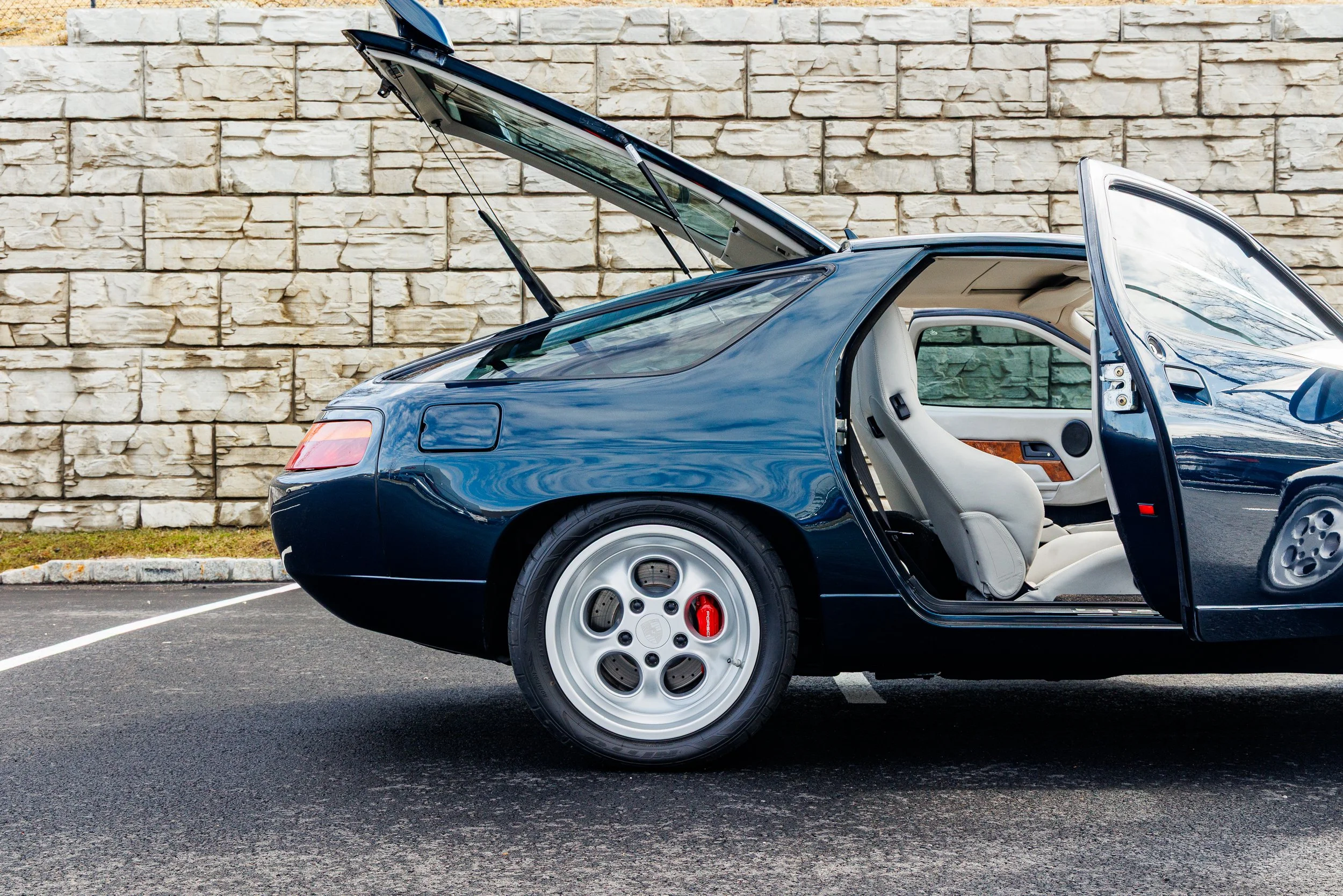 SST-25-14 - 928GT-035.jpg