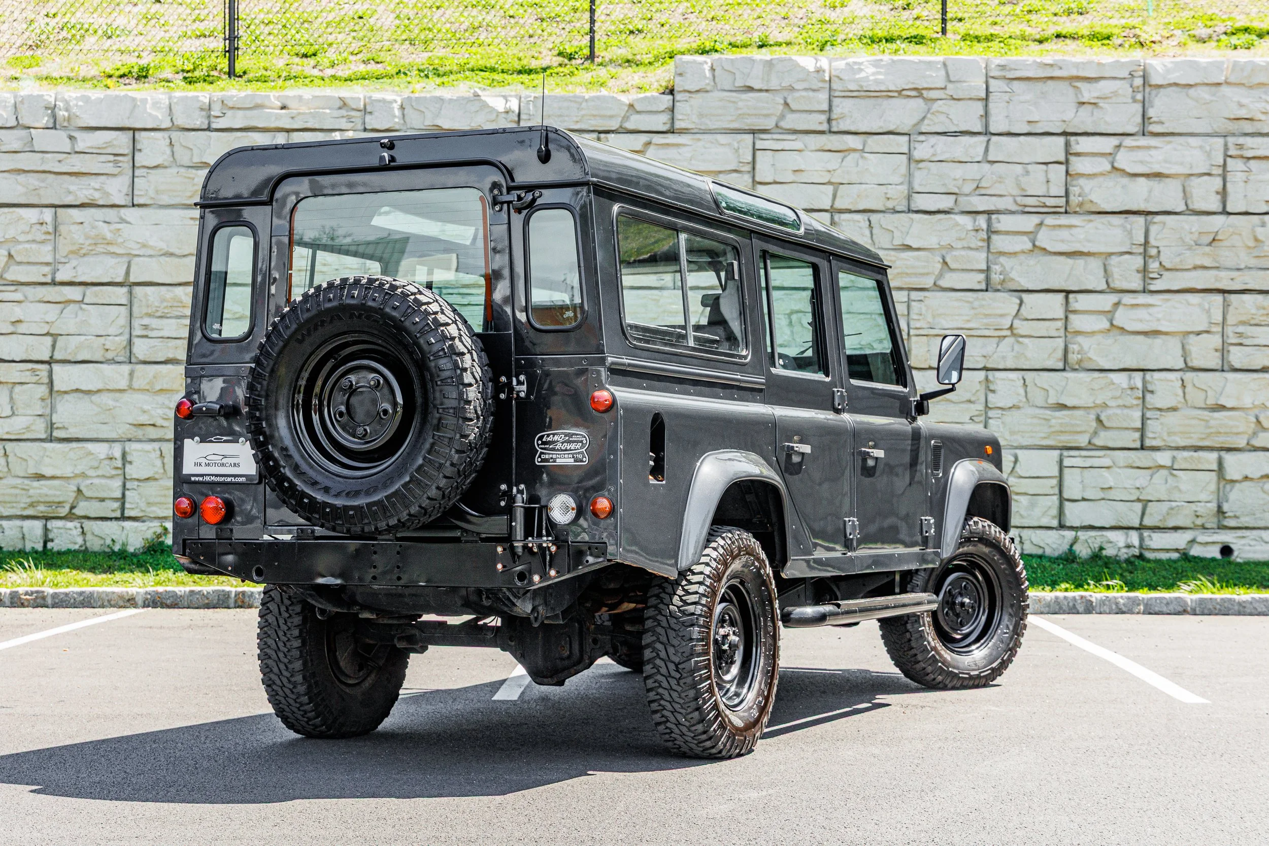 Land Rover-010.jpg