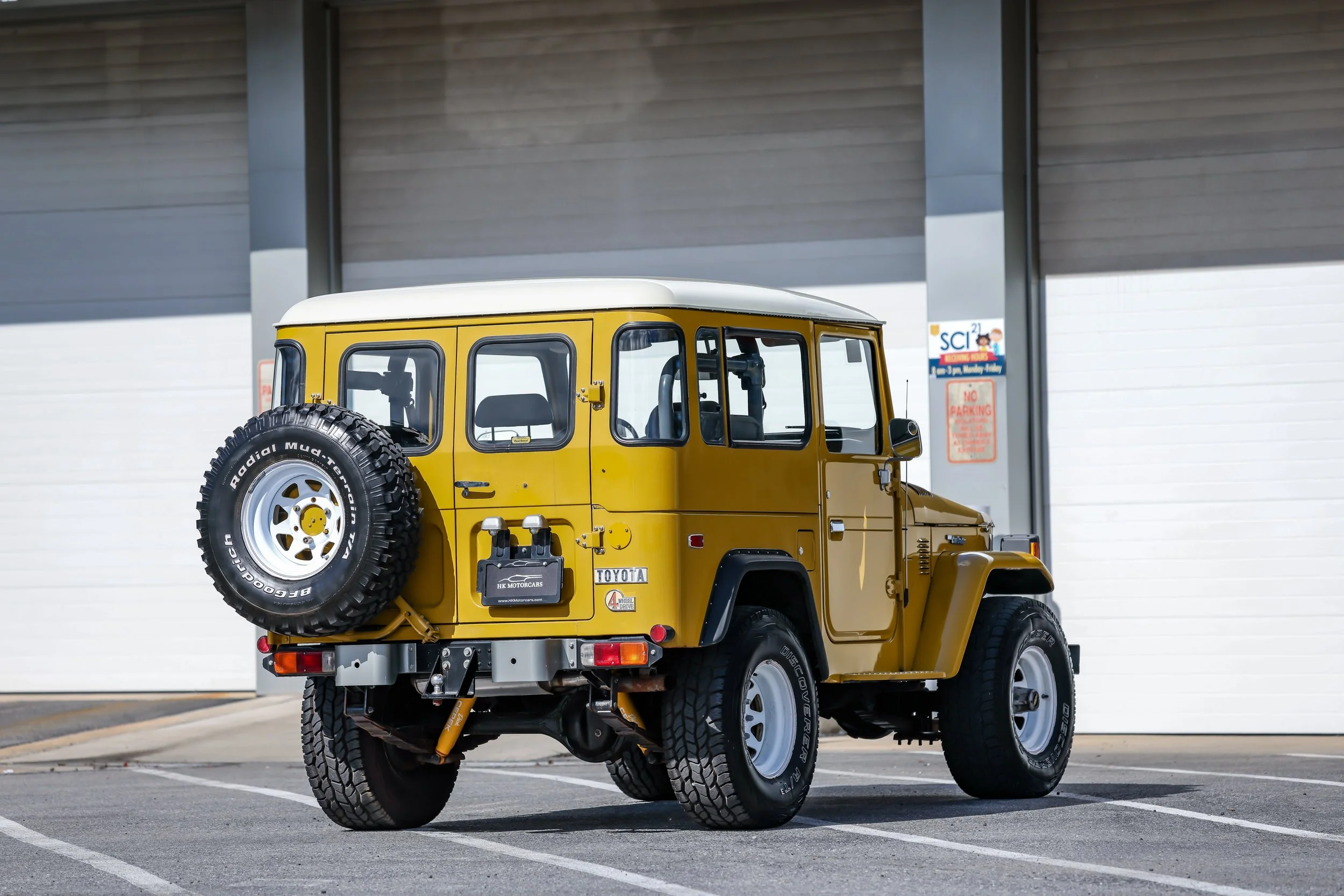 Toyota FJ (8).jpg