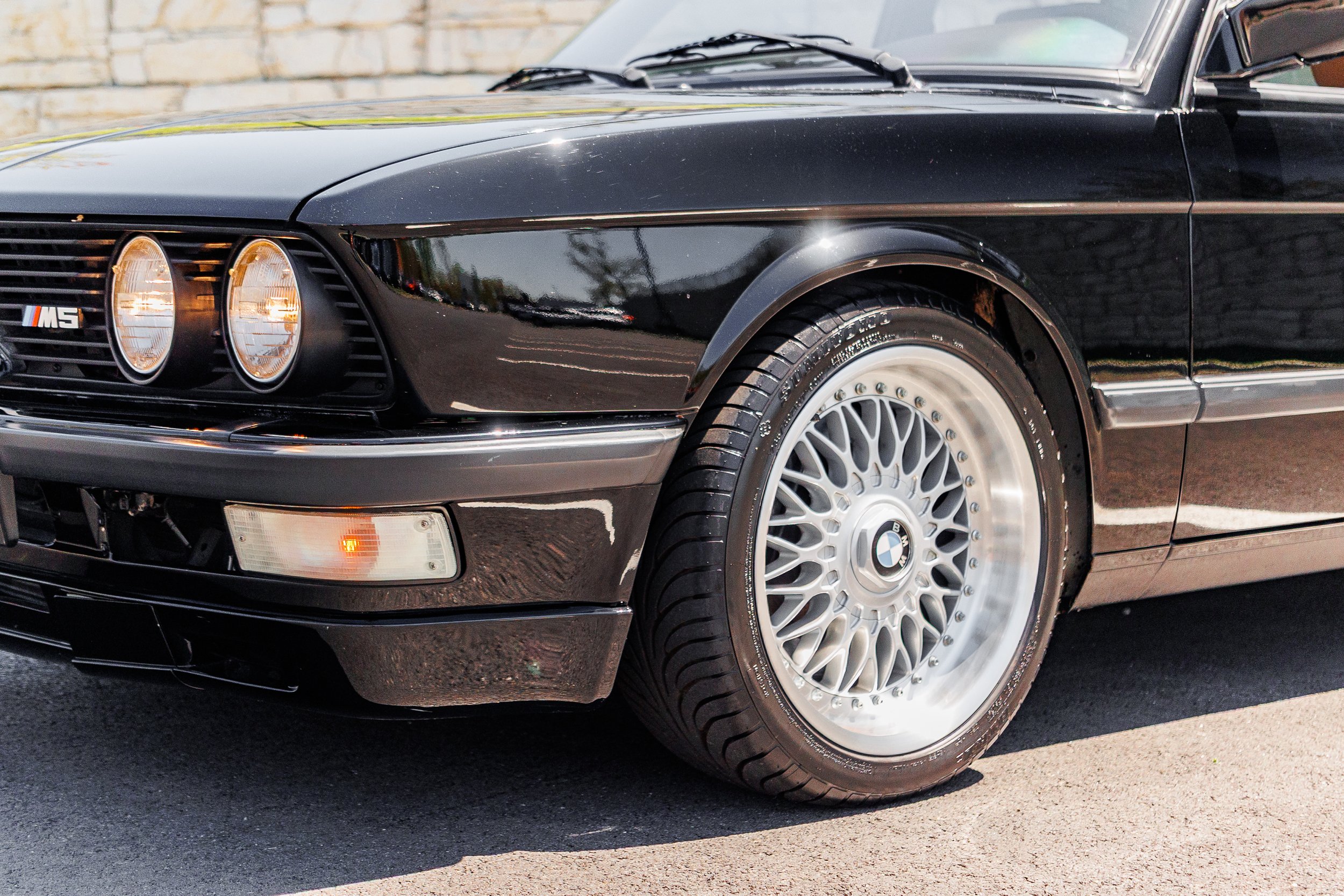 BMW M5-182.jpg