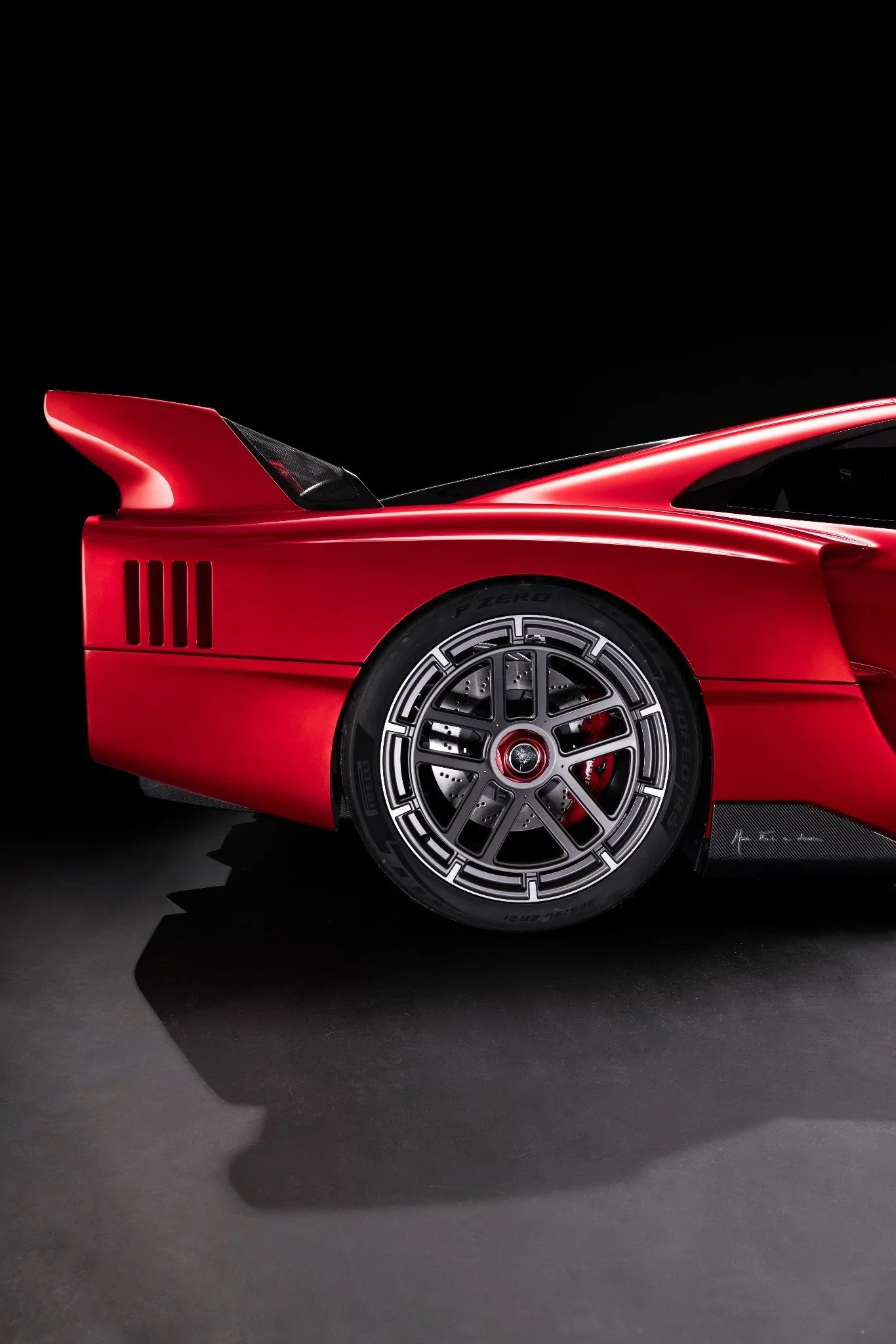 Kimera_K-39Stradale_BackWheel.jpg