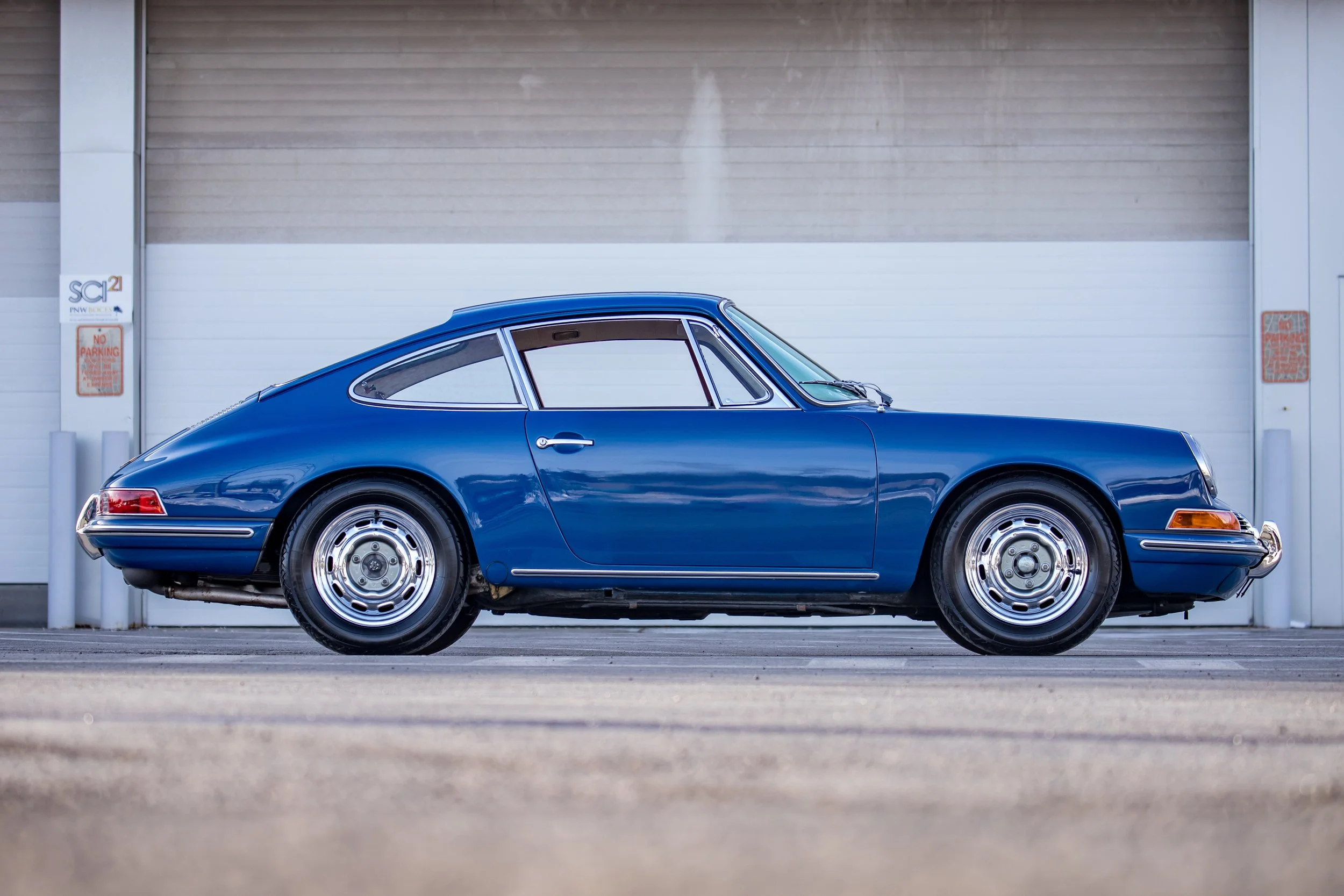 Porsche 911 (16).jpg