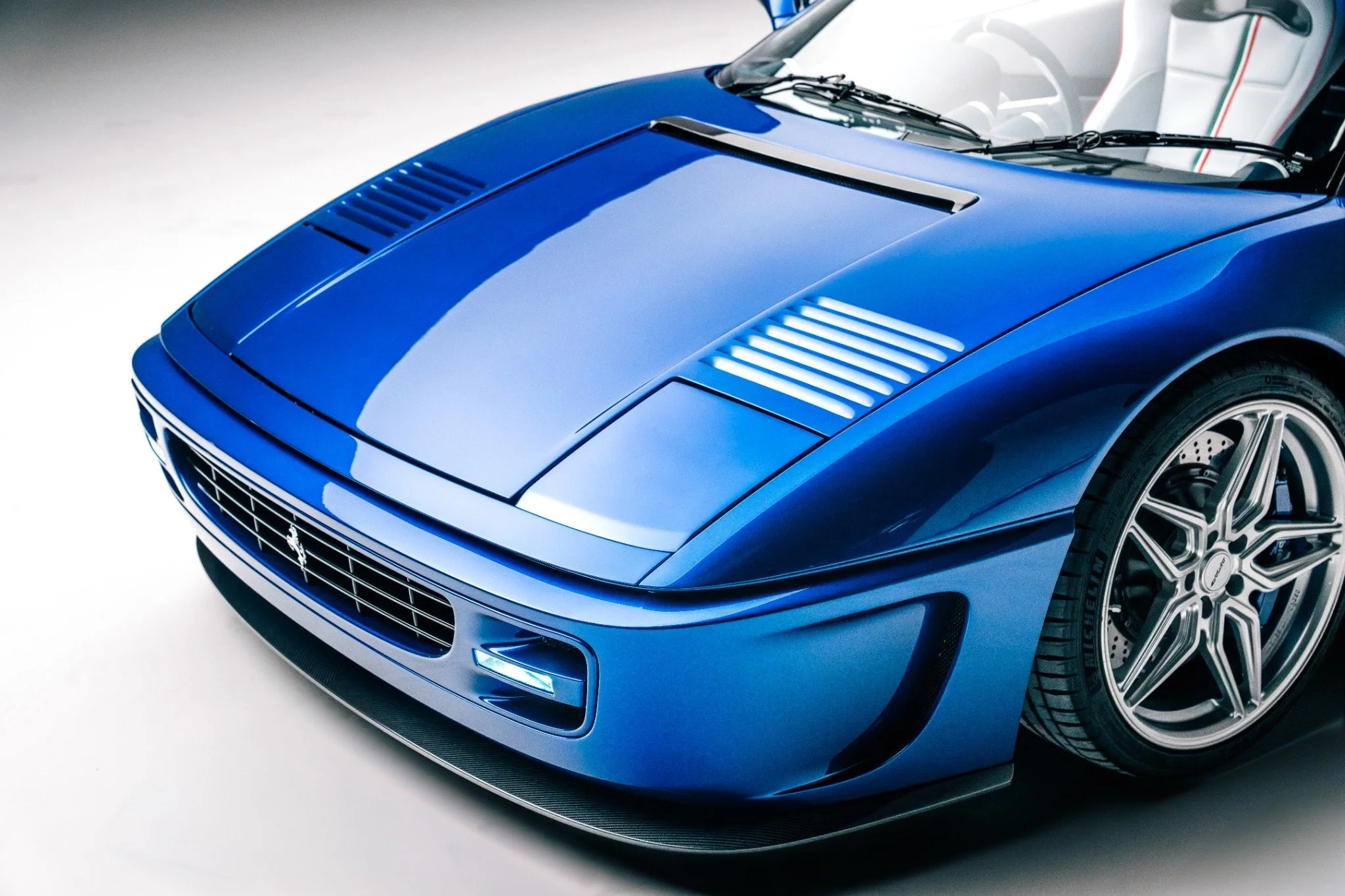 evoluto-b-photos-15-fixed_under_20MB.jpg