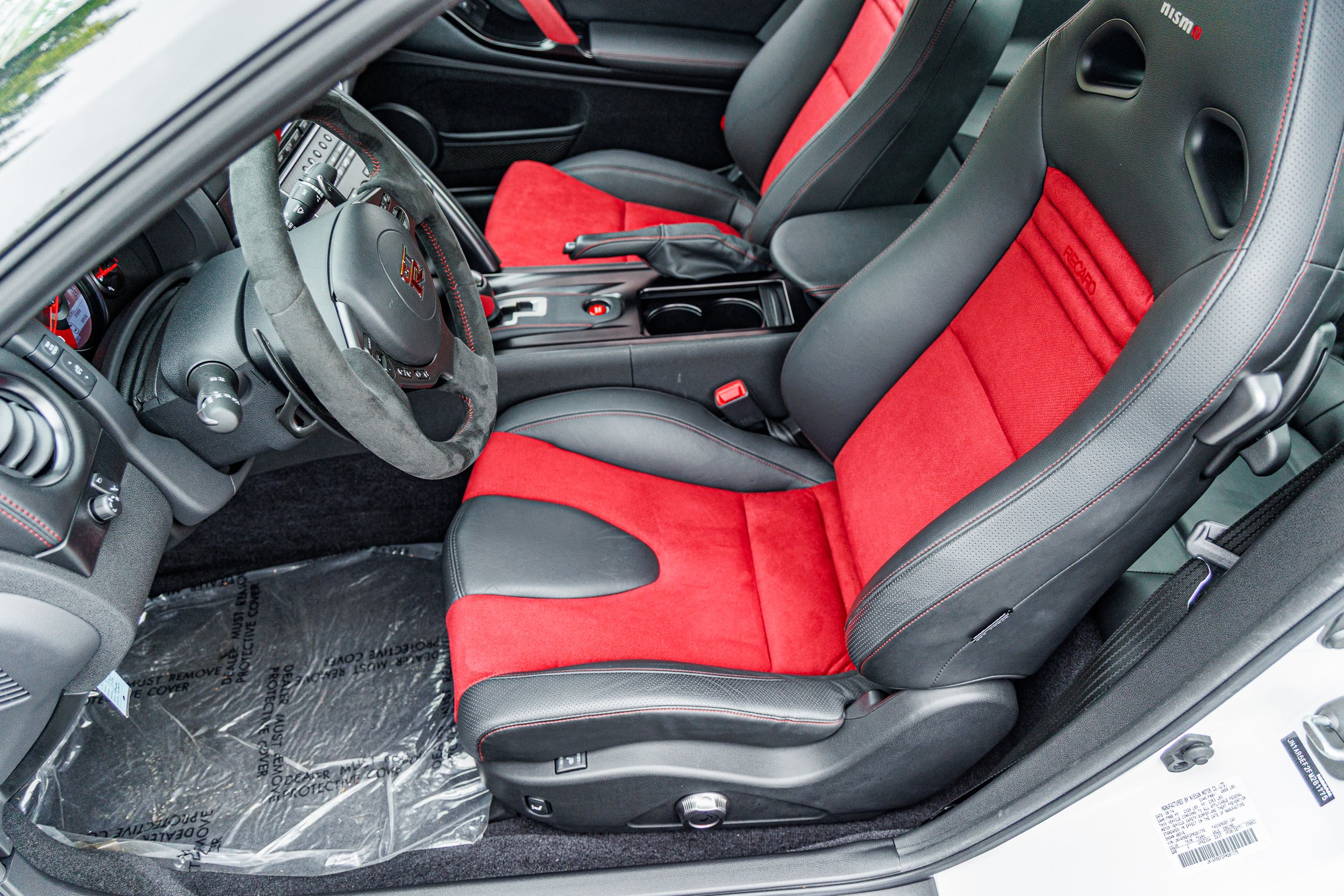 GTR Nismo-188.jpg