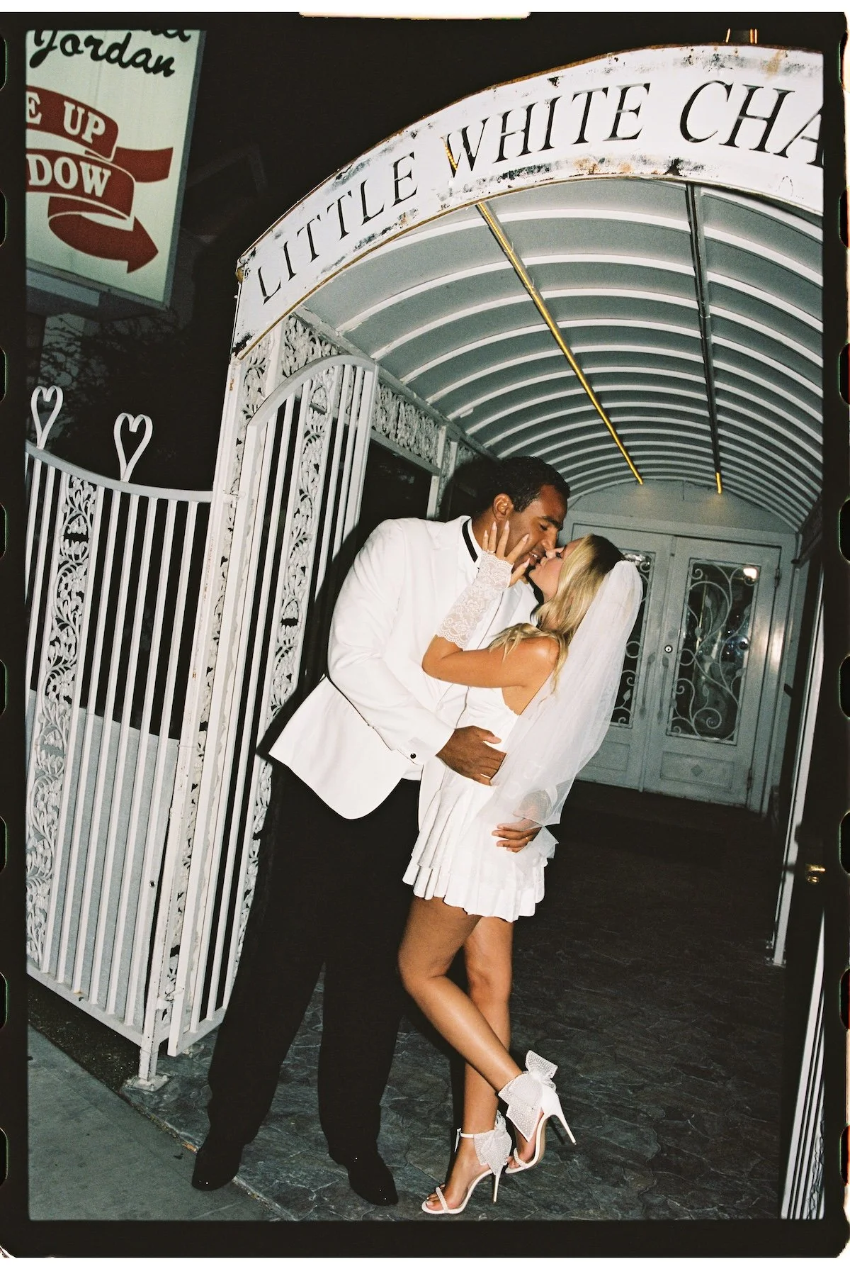Little White Chapel Vegas Wedding 35mm Petite Cherry Photo89.jpg